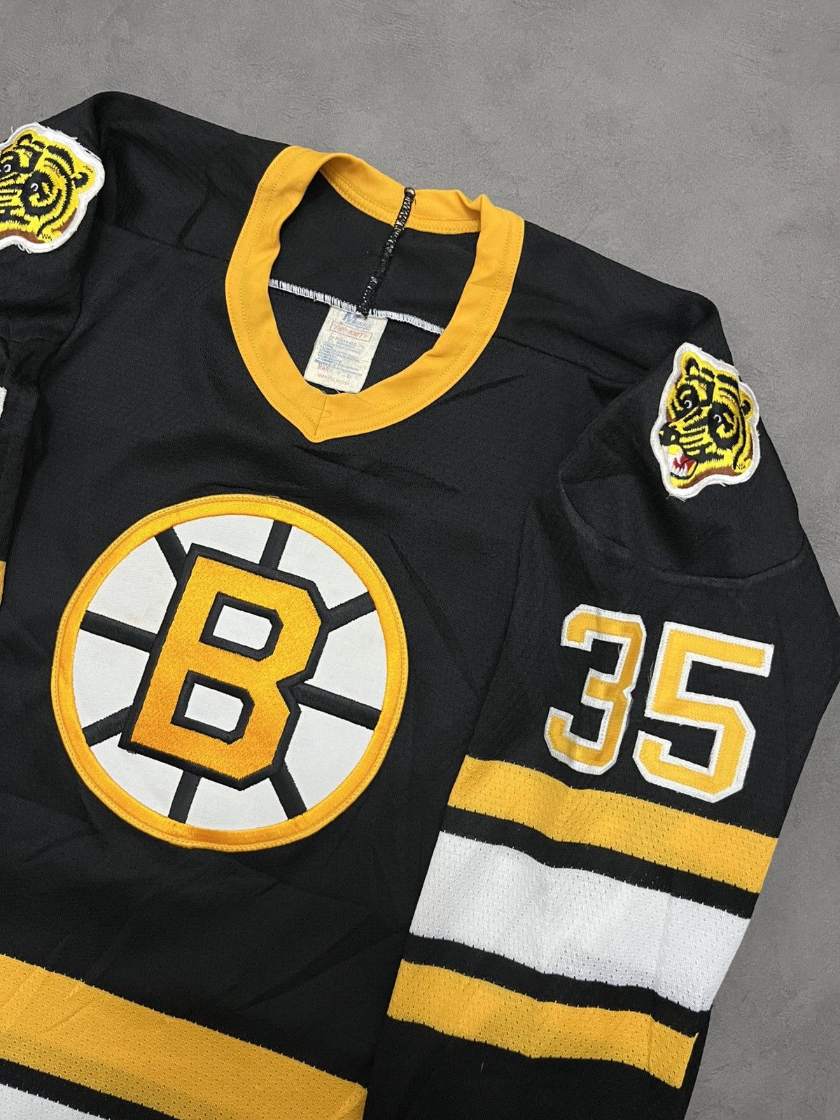 NHL Vintage CCM Boston Bruins NHL 35 Andy Moog hockey jersey Size US L / EU 52-54 / 3 - 4 Thumbnail