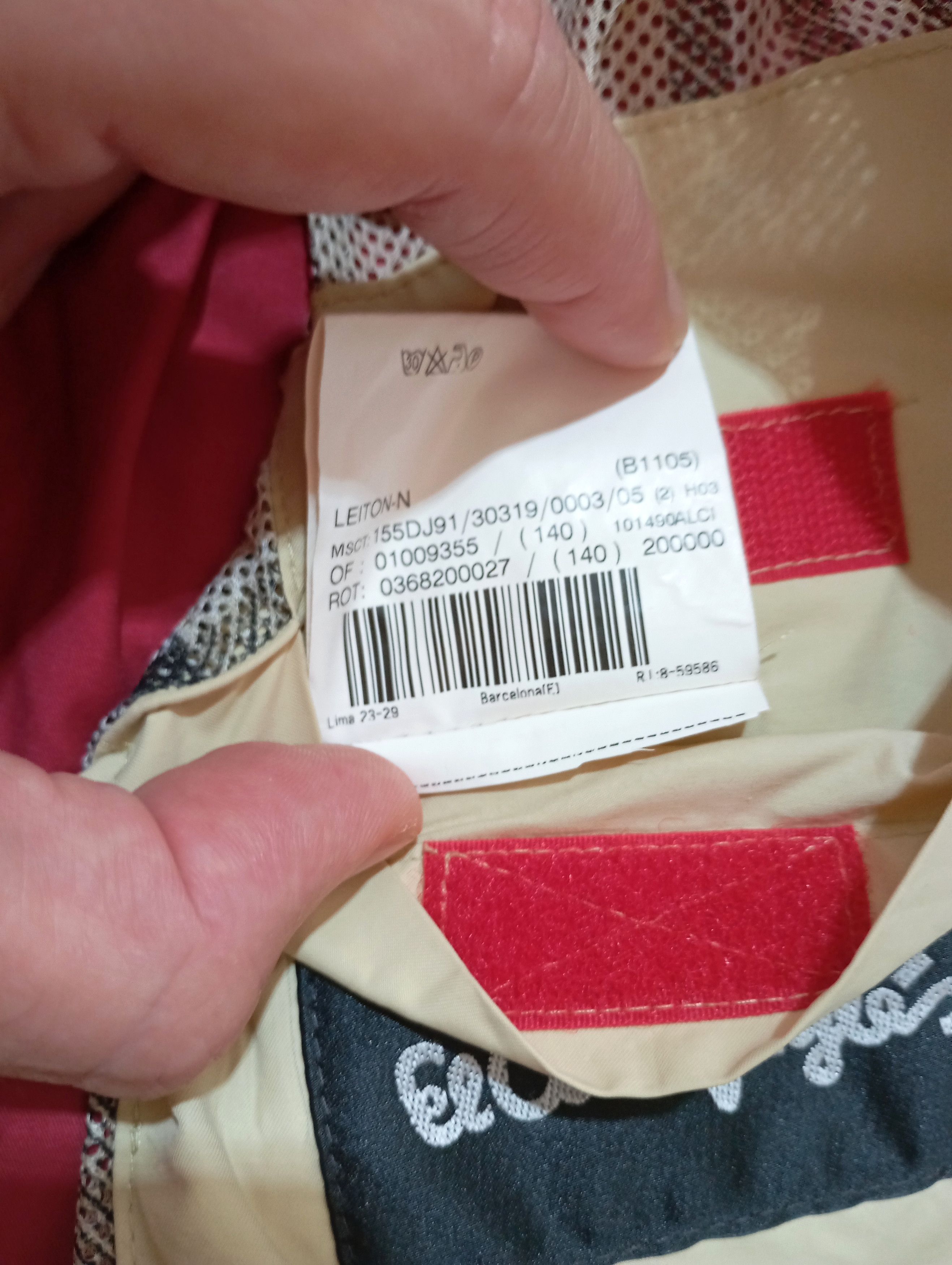 Burberry Burberry London vintage nova check zip jacket Size US L / EU 52-54 / 3 - 8 Thumbnail