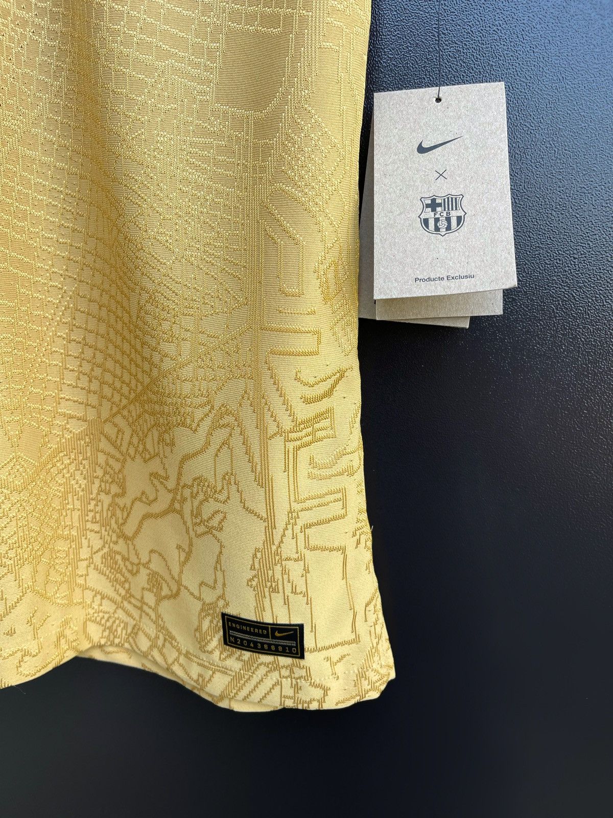 Nike Barcelona 2022 2023 Away Match Football Shirt Nike Jersey XS Size US XS / EU 42 / 0 - 3 Thumbnail