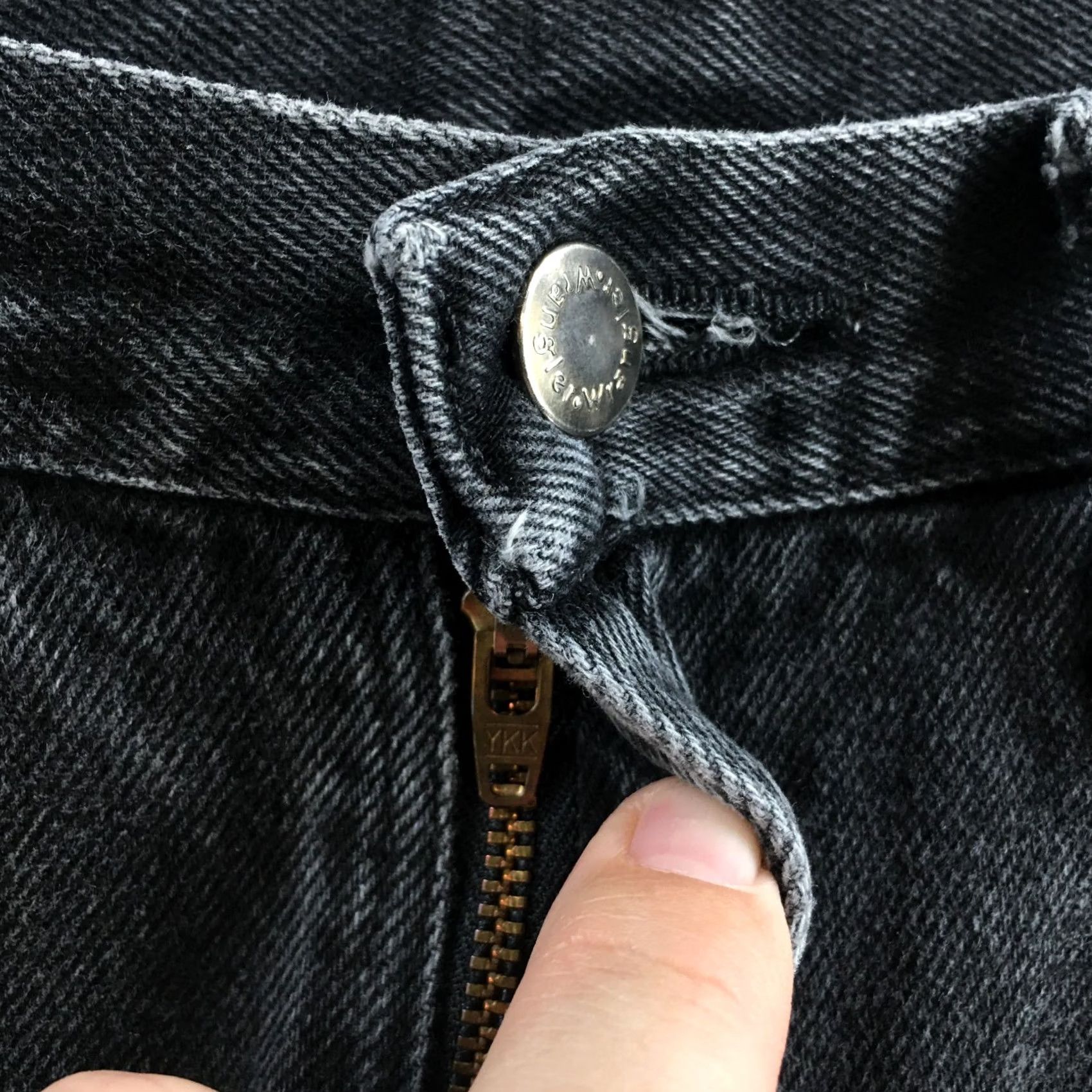 Wrangler Wrangler Jeans Mens 34x32 Black Mid Rise Zip Fly Straight 5-Pocket Denim Cotton Inseam 28.5” Regular Size 34 Color Black Denim Jeans Mens Size US 34 / EU 50 - 5 Thumbnail
