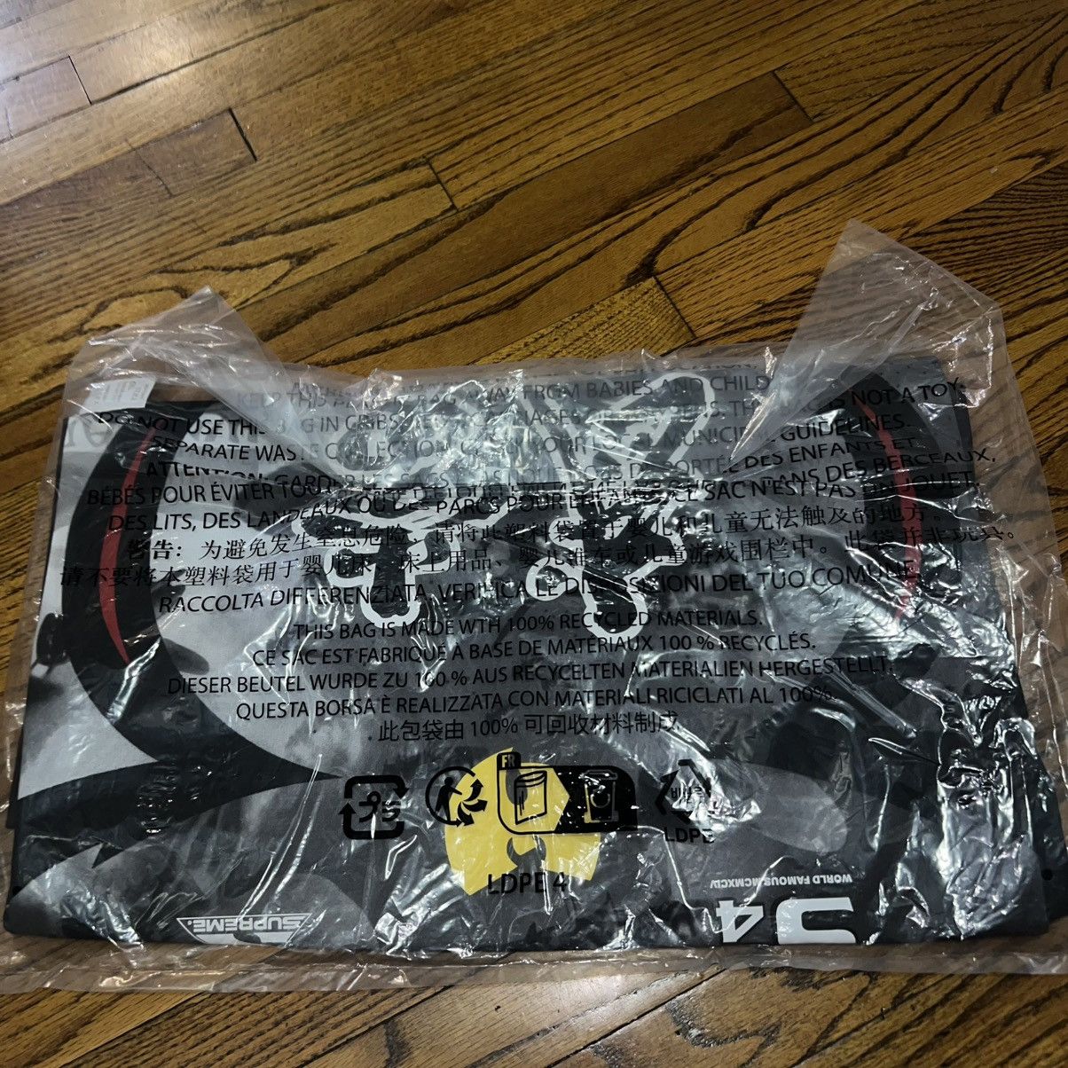 Supreme Supreme Wu Tang Clan Hockey Jersey Black Size: XXL Size US XXL / EU 58 / 5 - 6 Thumbnail