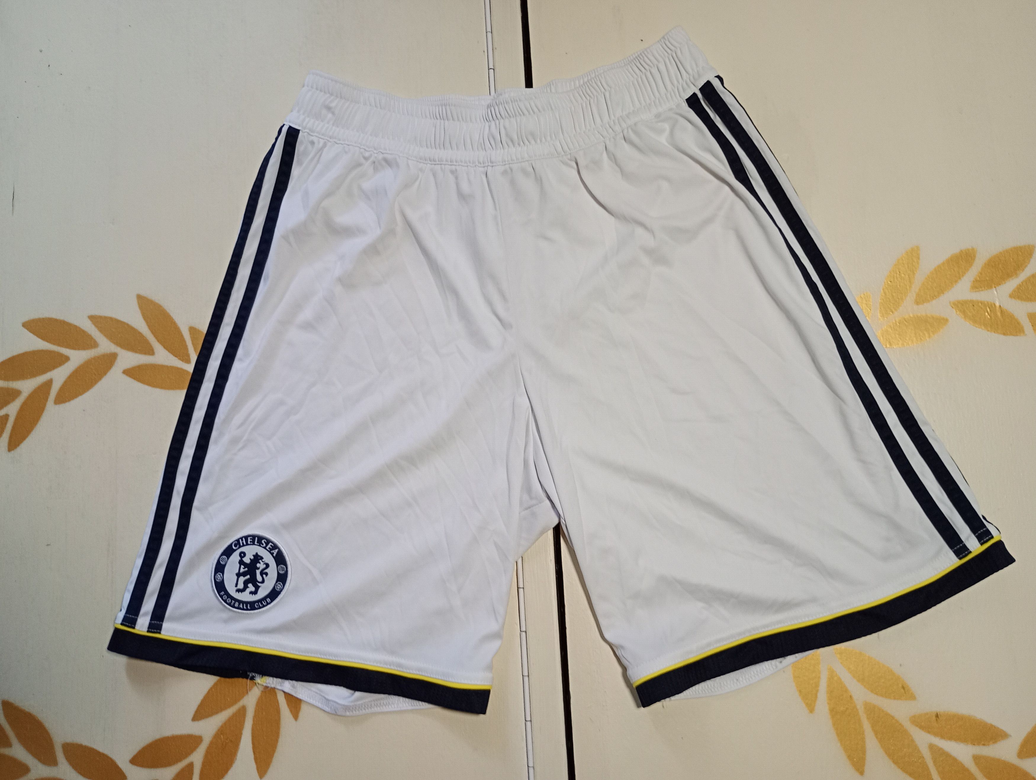 Adidas Adidas Chelsea FC Shorts 2011-2012 Size US 32 / EU 48 - 2 Thumbnail