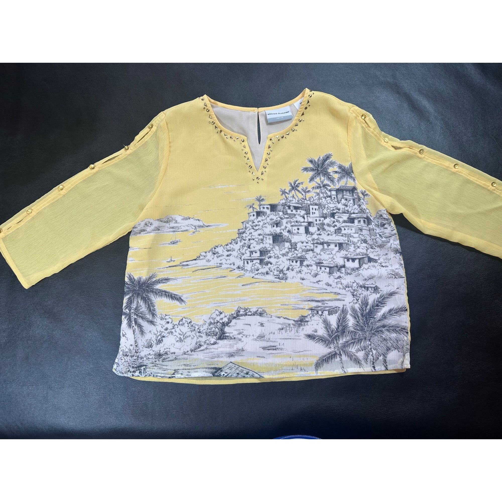 Other Alfred Dunner Seas The Day Scenic Yellow Size 8P Size S / US 4 / IT 40 - 2 Thumbnail