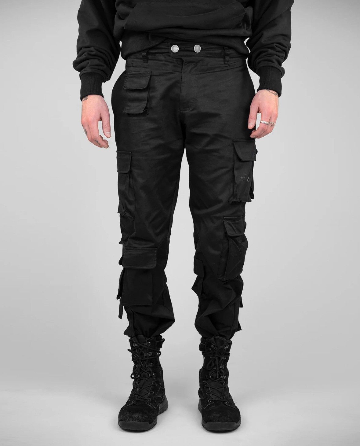 MXDVS MXDVS 13 Chambers Cargos in UK Large Size US 34 / EU 50 - 1 Thumbnail