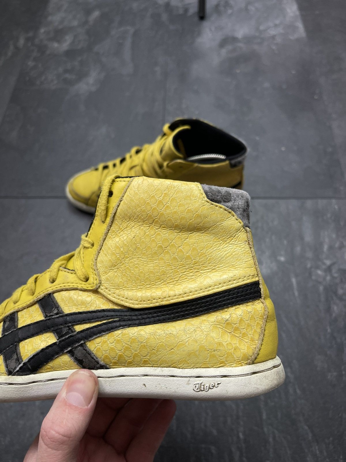 Asics × Japanese Brand × Vintage Asics Tiger Onitsuka Sneakers Vintage Japanese Style Size US 6 / IT 36 - 10 Thumbnail