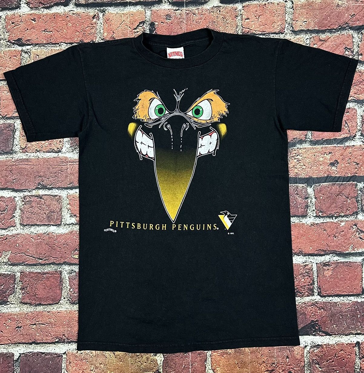 Vintage Pittsburgh Penguins Iceburgh Tee Mascot Shadow 90s