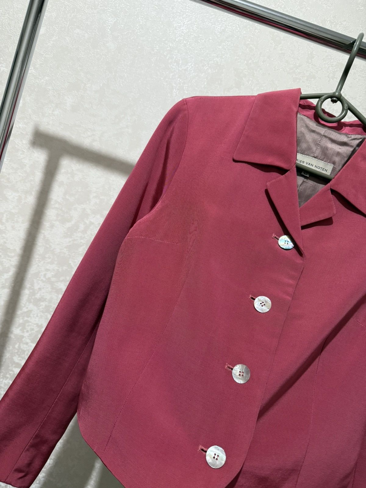Dries Van Noten DRIES VAN NOTEN BLAZER WOOMEN’S PINK 4 BUTTONS SUIT LUXURY Size M / US 6-8 / IT 42-44 - 3 Thumbnail