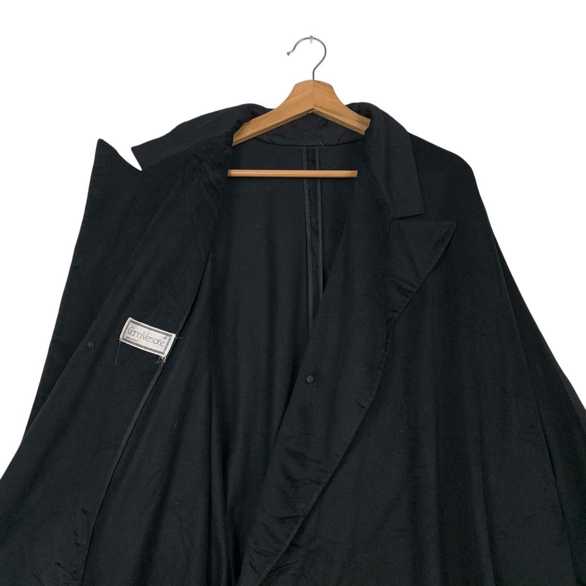 Versace Vintage Gianni Versace Batwing Wool Overcoat Size L / US 10 / IT 46 - 11 Thumbnail