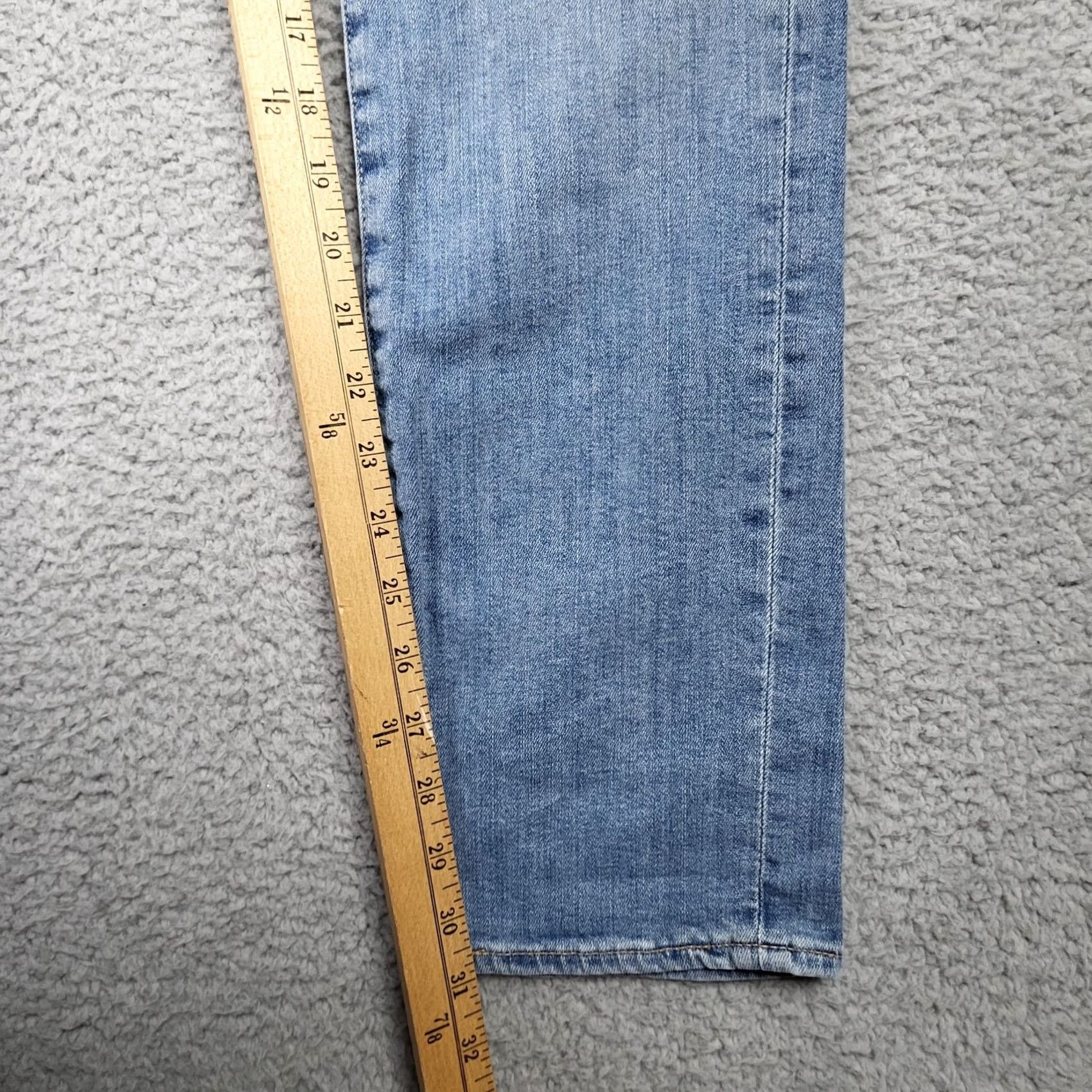 Levi's Levi’s 511 Jeans Men’s Blue Five Pocket Casual Size 32 X 31 Regular Inseam 31 Denim Cotton Polyester Medium Wash Straight Pockets Brand Levi’s Size US 32 / EU 48 - 5 Thumbnail