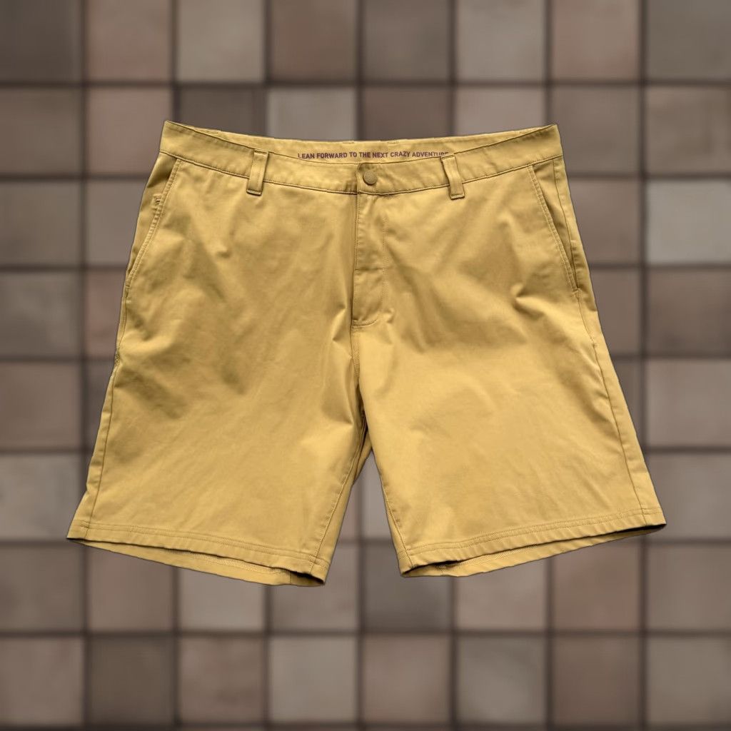 Rhone Rhone Mens Shorts 38 Beige Performance Golf Chino Stretch Pockets Casual Outdoor Size US 38 / EU 54 - 1 Thumbnail