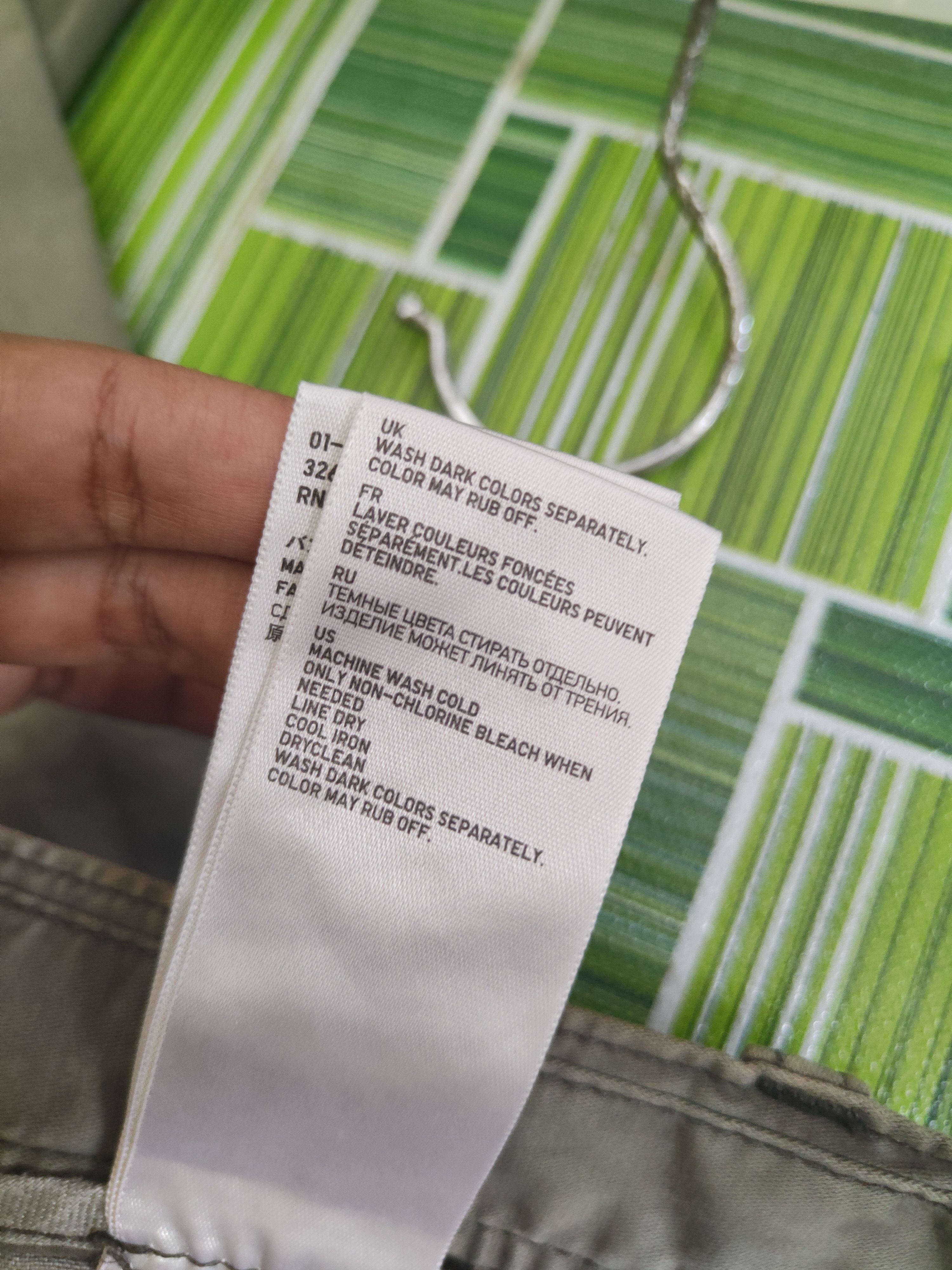 Uniqlo DL Uniqlo Olive Faded Multipocket Cargo Pants #1866 Size US 33 - 12 Thumbnail