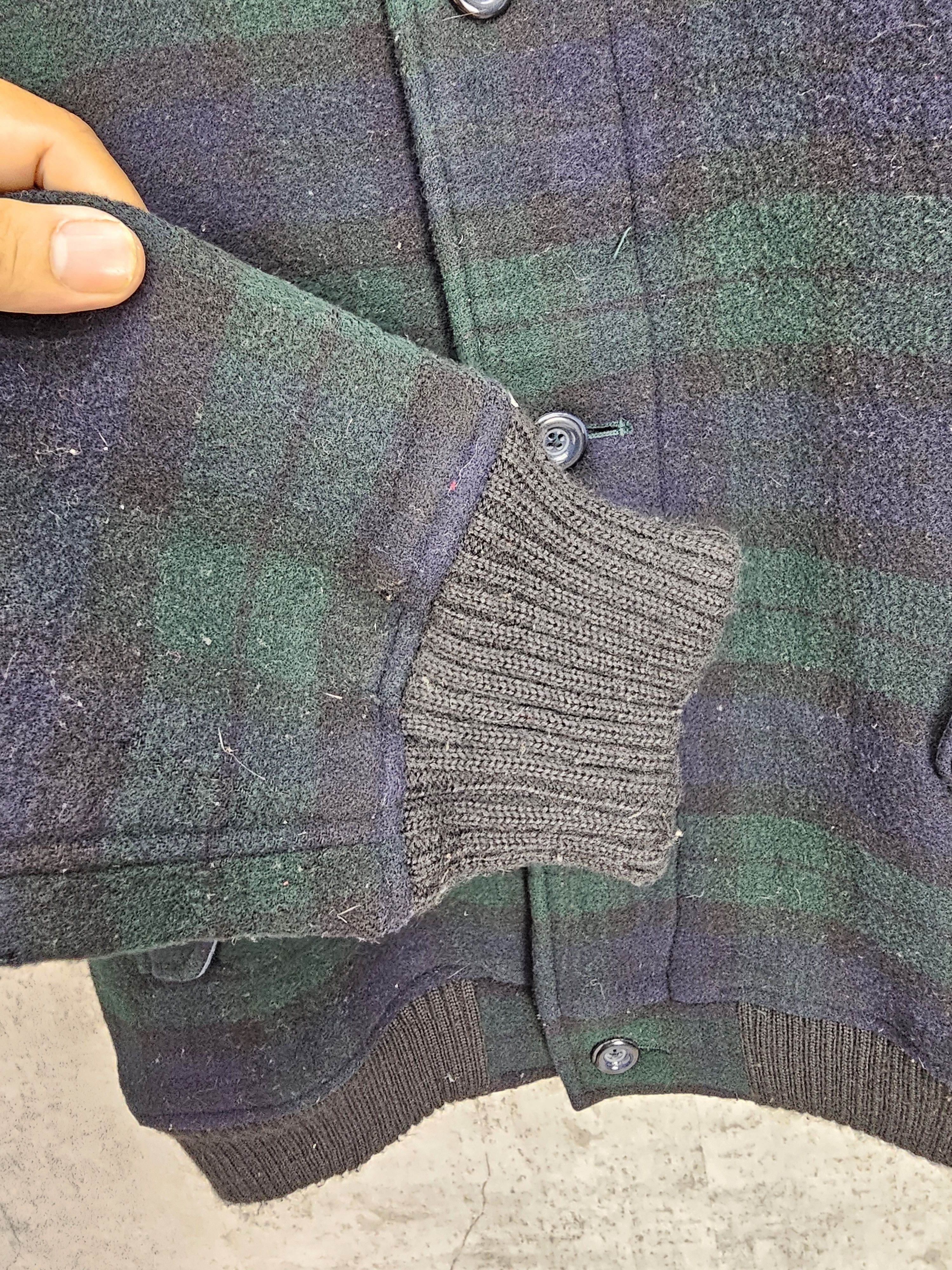 Woolrich Woolen Mills Vintage WOOLRICH Plaid Checked Wool Jacket J0074 Size US L / EU 52-54 / 3 - 7 Thumbnail