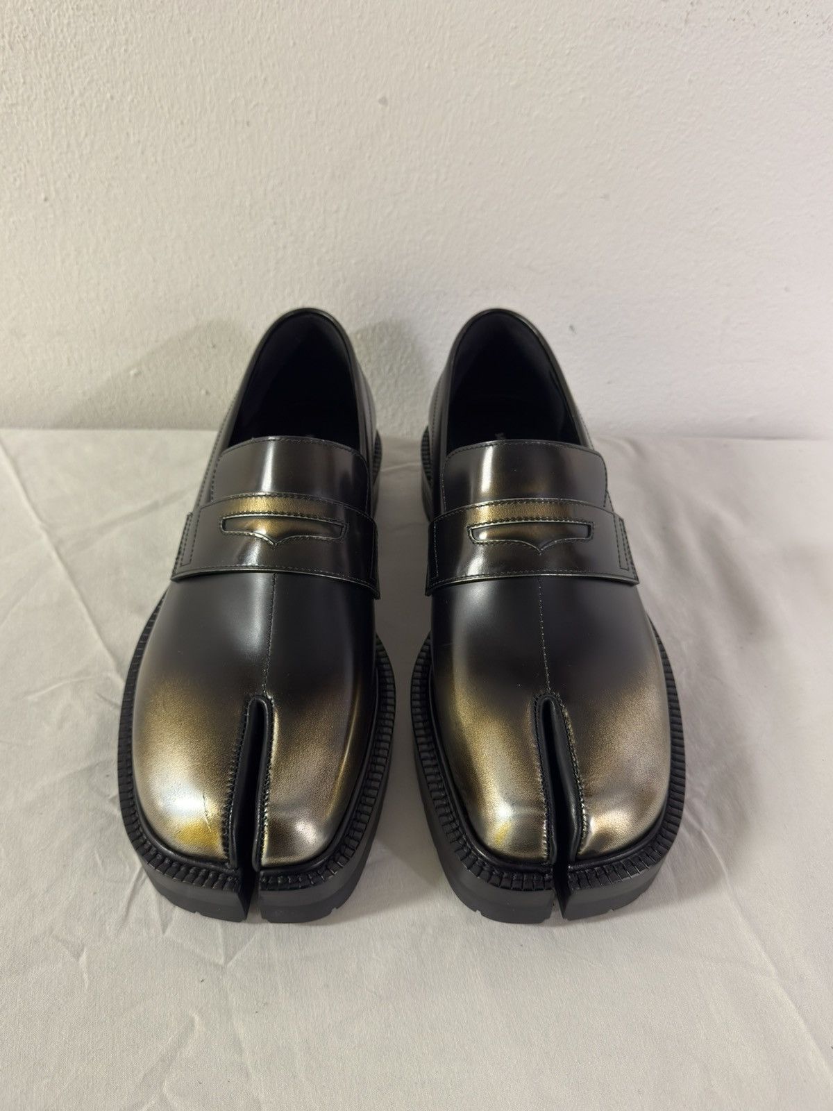 Maison Margiela Maison Margiela Tabi Platform Loafers - Black / Gold 39 Size US 9 / IT 39 - 2 Thumbnail