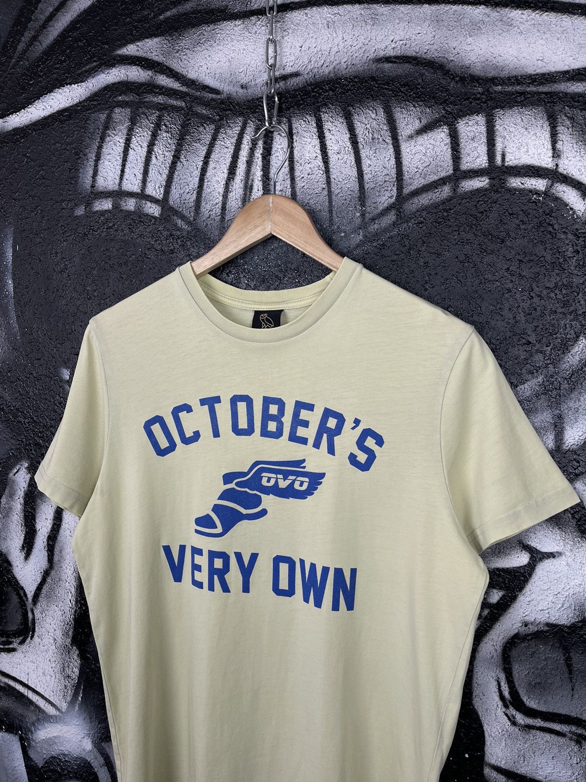 Drake Octobers Very Own OVO Drake Merchandising T-Shirt Size S Size US S / EU 44-46 / 1 - 1 Thumbnail