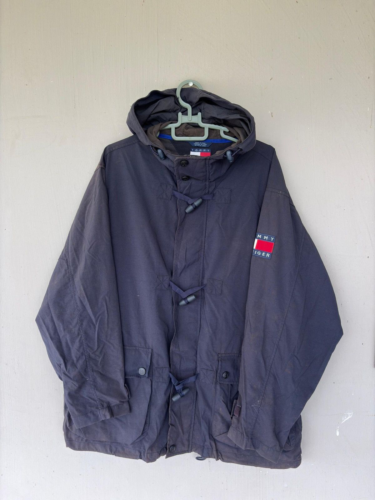 Tommy Hilfiger Vtg Tommy Hilfiger Windbreaker Jacket Patch Logo Design Size US M / EU 48-50 / 2 - 1 Thumbnail
