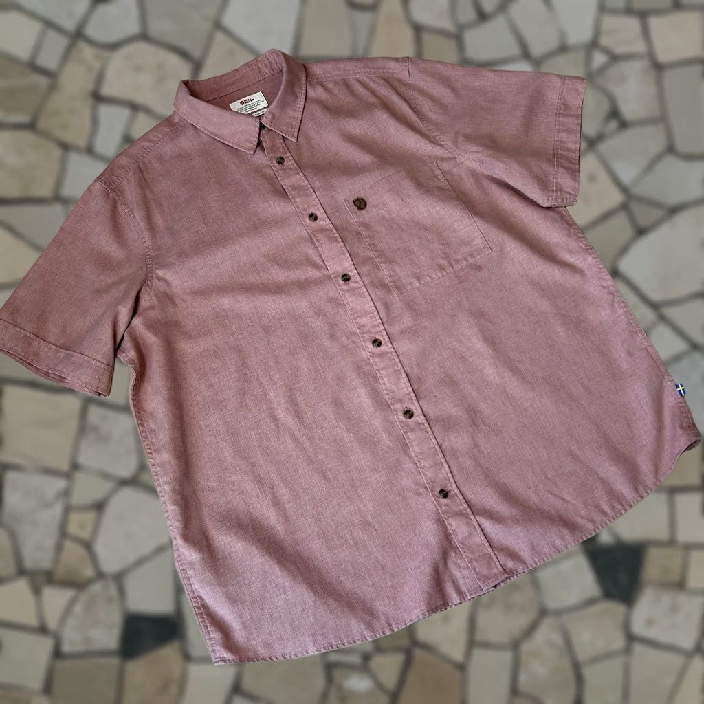 Vintage FjallRaven Ovik Travel Shirt Men’s 2XL Short Sleeve Relaxed Fit Size US XXL / EU 58 / 5 - 1 Thumbnail