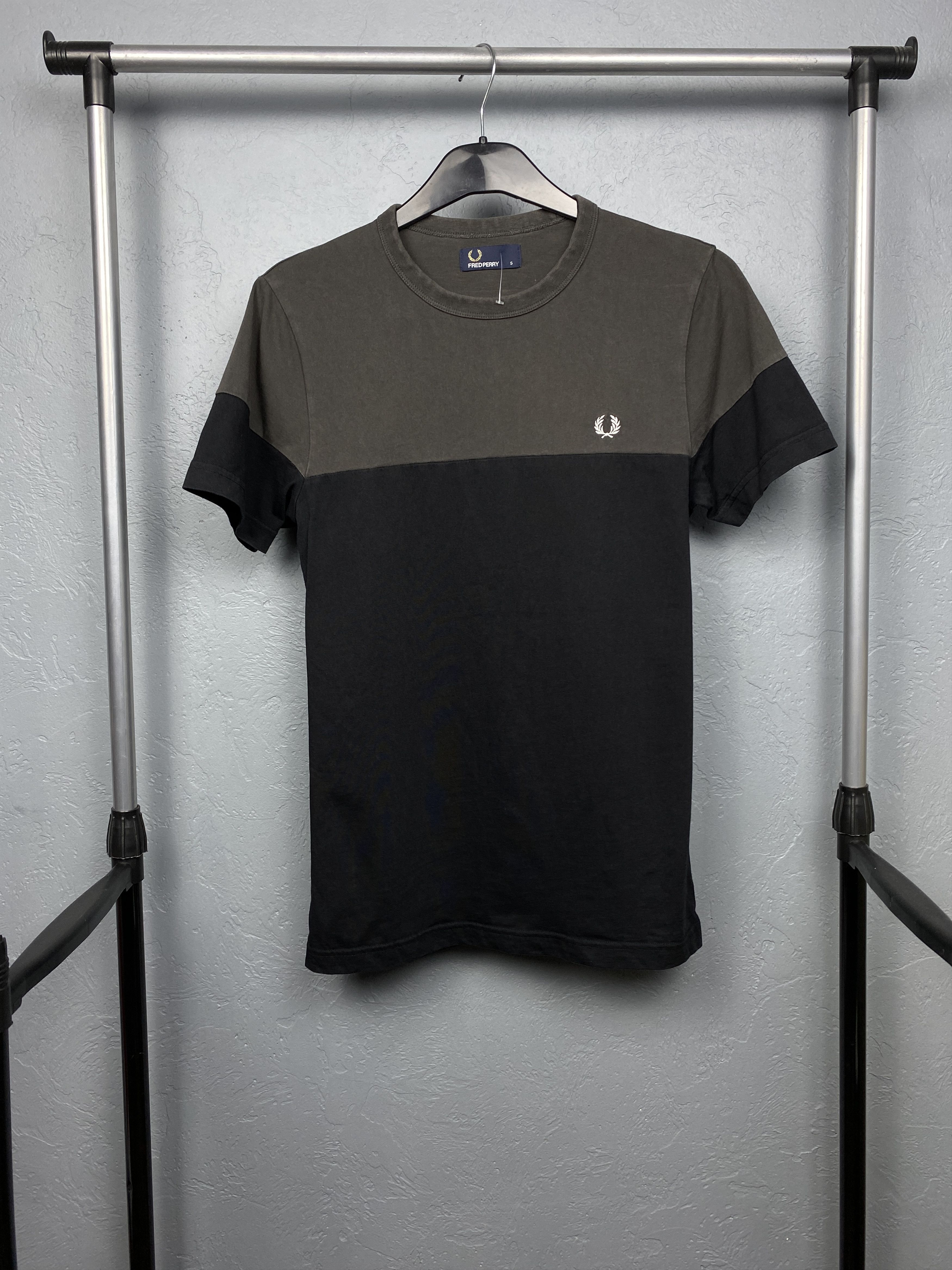 Fred Perry × Vintage Fred Perry Vintage Mens Crew Neck T-Shirt Size US S / EU 44-46 / 1 - 1 Thumbnail
