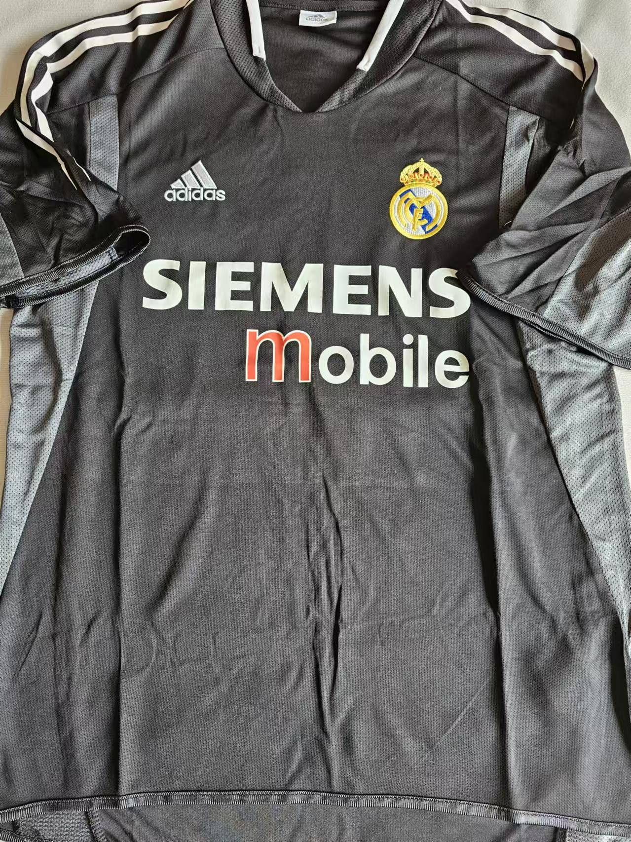 Other 2004 05 Real Madrid 9 Ronaldo Jersey Away Size US XL / EU 56 / 4 - 1 Thumbnail