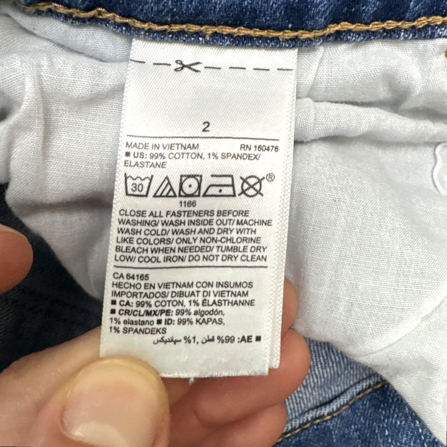 Old Navy VINTAGE Old Navy Mid Rise Boyfriend Denim Shorts Women Size 2 Blue Casual Streetwear Size 26" / US 2 / IT 38 - 6 Thumbnail