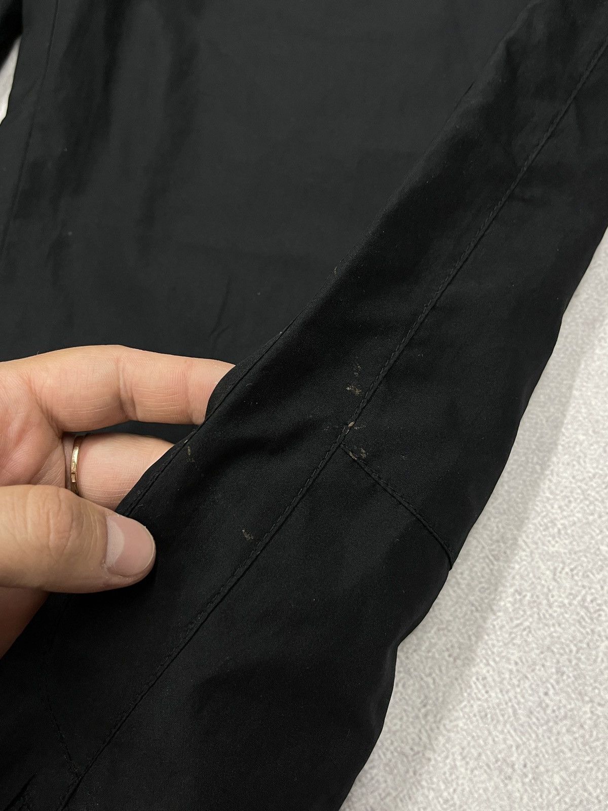 Nike Vintage Women Nike Nylon Sweatpants Black Drill ACG TN Size 34" / US 12 / IT 48 - 9 Thumbnail