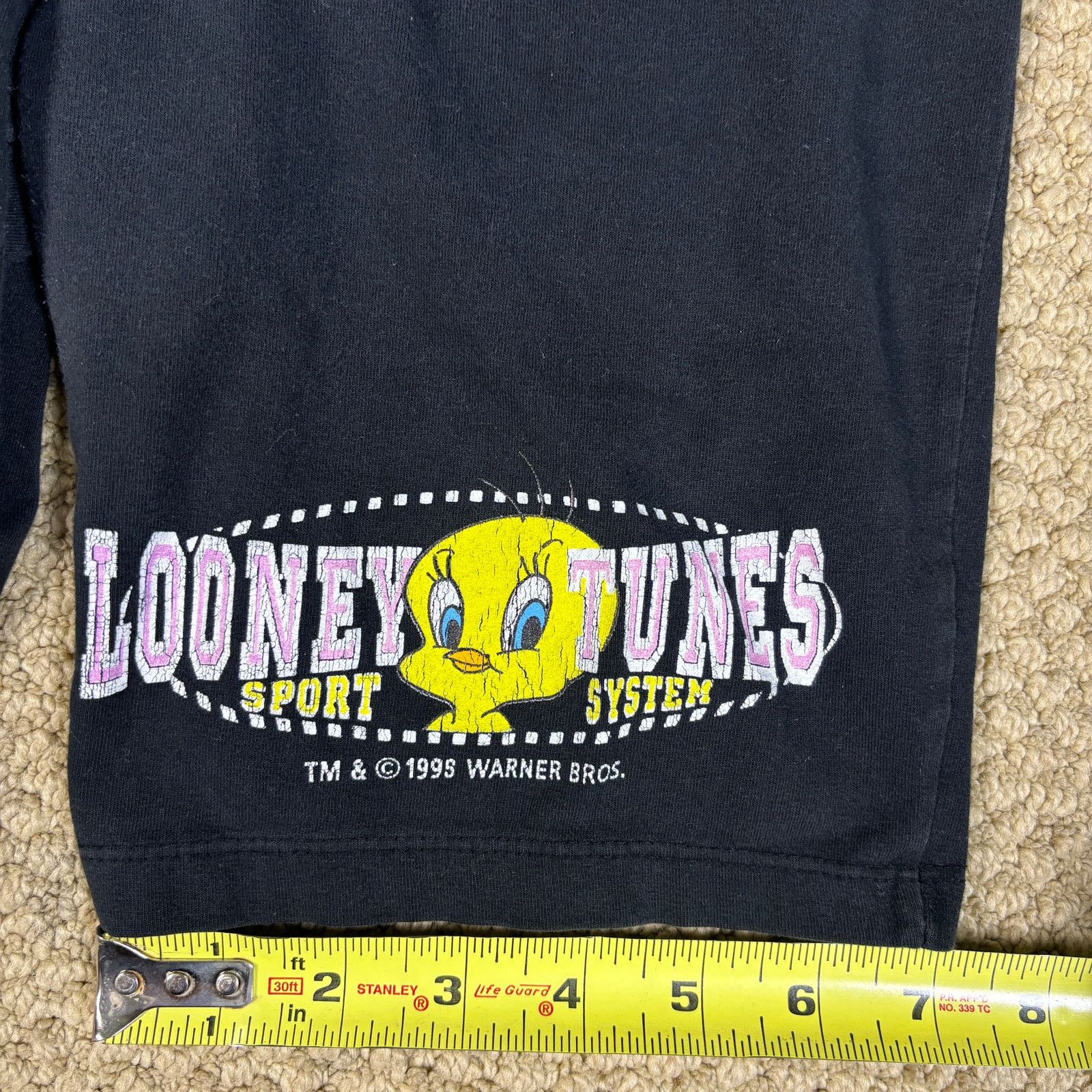 Warner Bros Vintage 1994 Looney Tunes Sport System shorts tweety bird 21 Size 22" - 6 Thumbnail