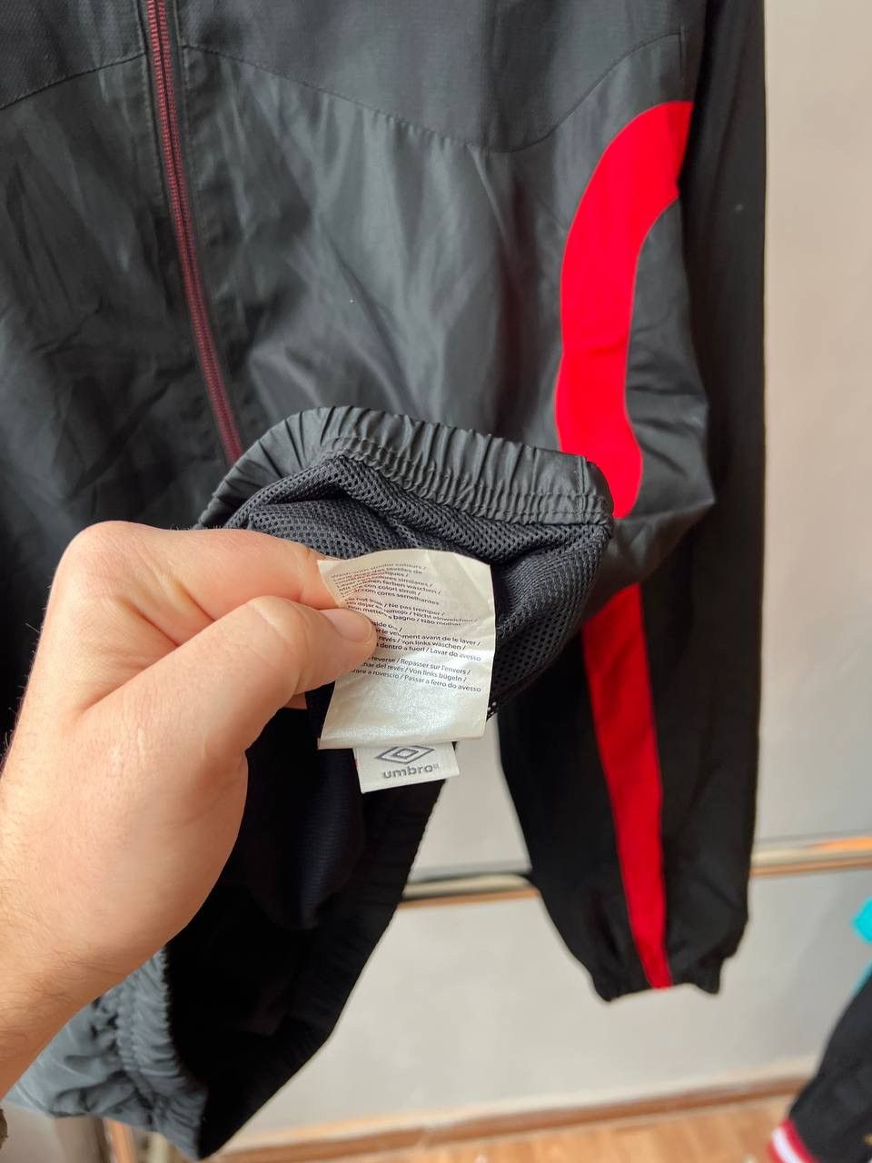 Umbro 2009/10 RANGERS GLASGOW TRAINING SOCCER TRACK ZIP JACKET SZM Size US M / EU 48-50 / 2 - 11 Thumbnail