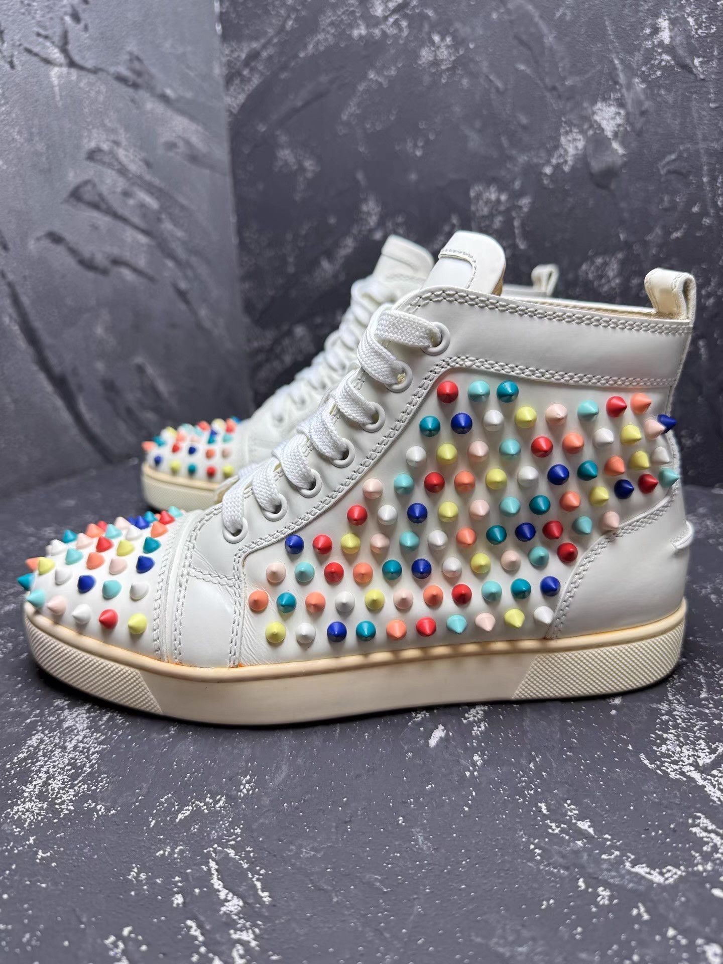 Christian Louboutin Christian Louboutin White High-Top Studs & Red Sole Q10 Size US 6.5 / IT 36.5 - 2 Thumbnail
