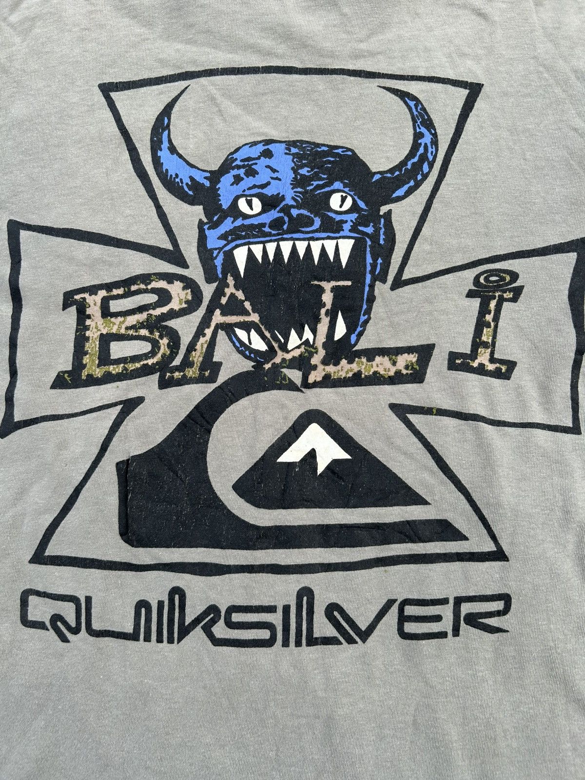 Stussy 90S' THRASHED VINTAGE QUIKSILVER SKULL BALI SUNFADED shirts Size US XL / EU 56 / 4 - 2 Thumbnail