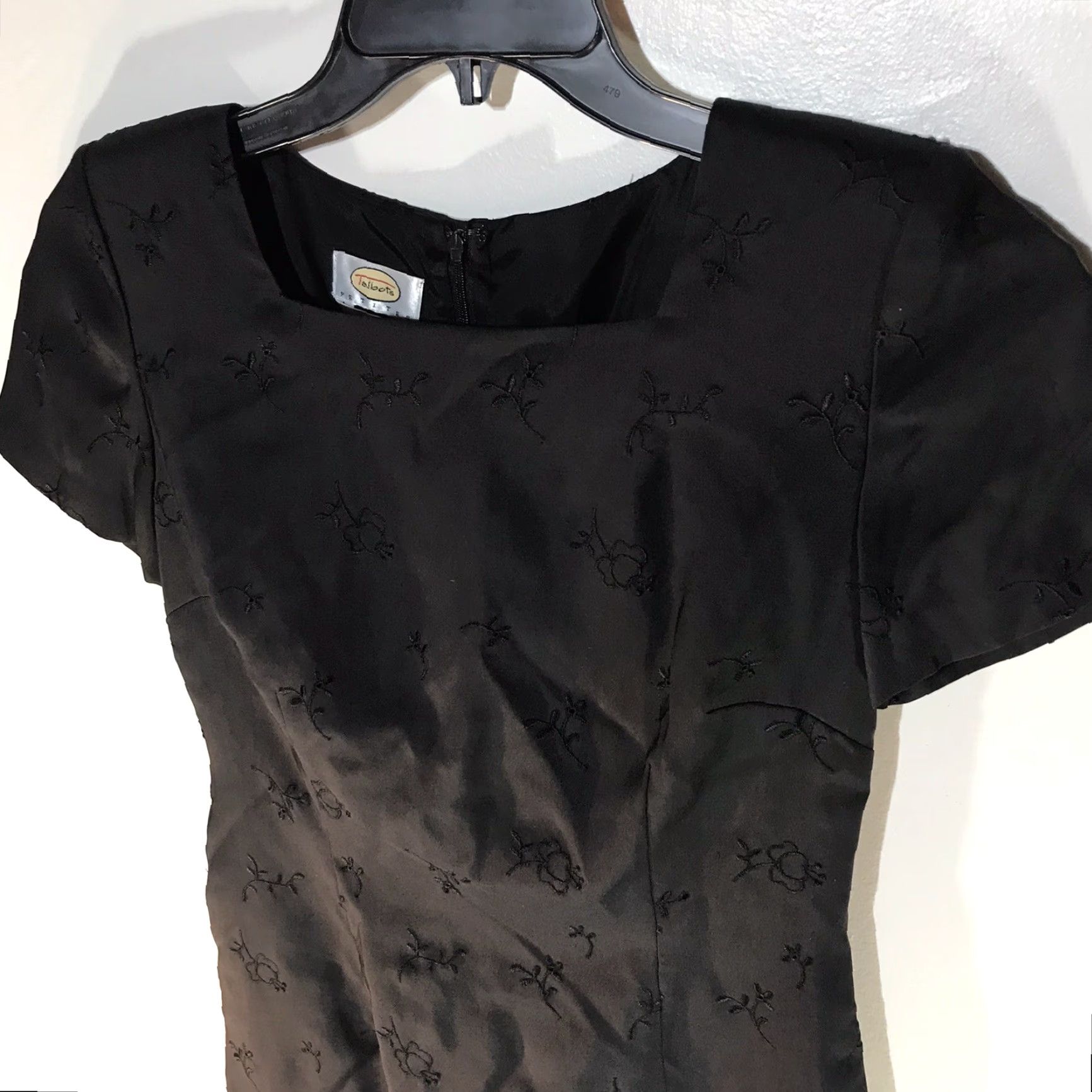 Talbots VINTAGE Talbots Petites Black Silk Sheath Dress 2 Women's Knee-Length Party Cocktail Business Summer Size XS / US 0-2 / IT 36-38 - 3 Thumbnail