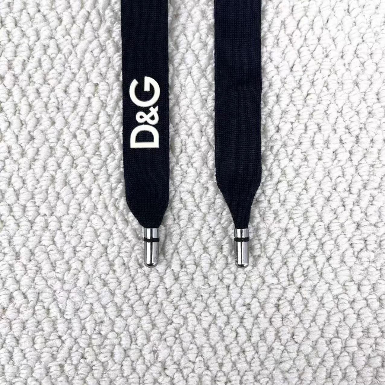 Dolce & Gabbana Dolce & Gabbana Black Embroidered Logo Hoodie 48 Size US M / EU 48-50 / 2 - 4 Thumbnail