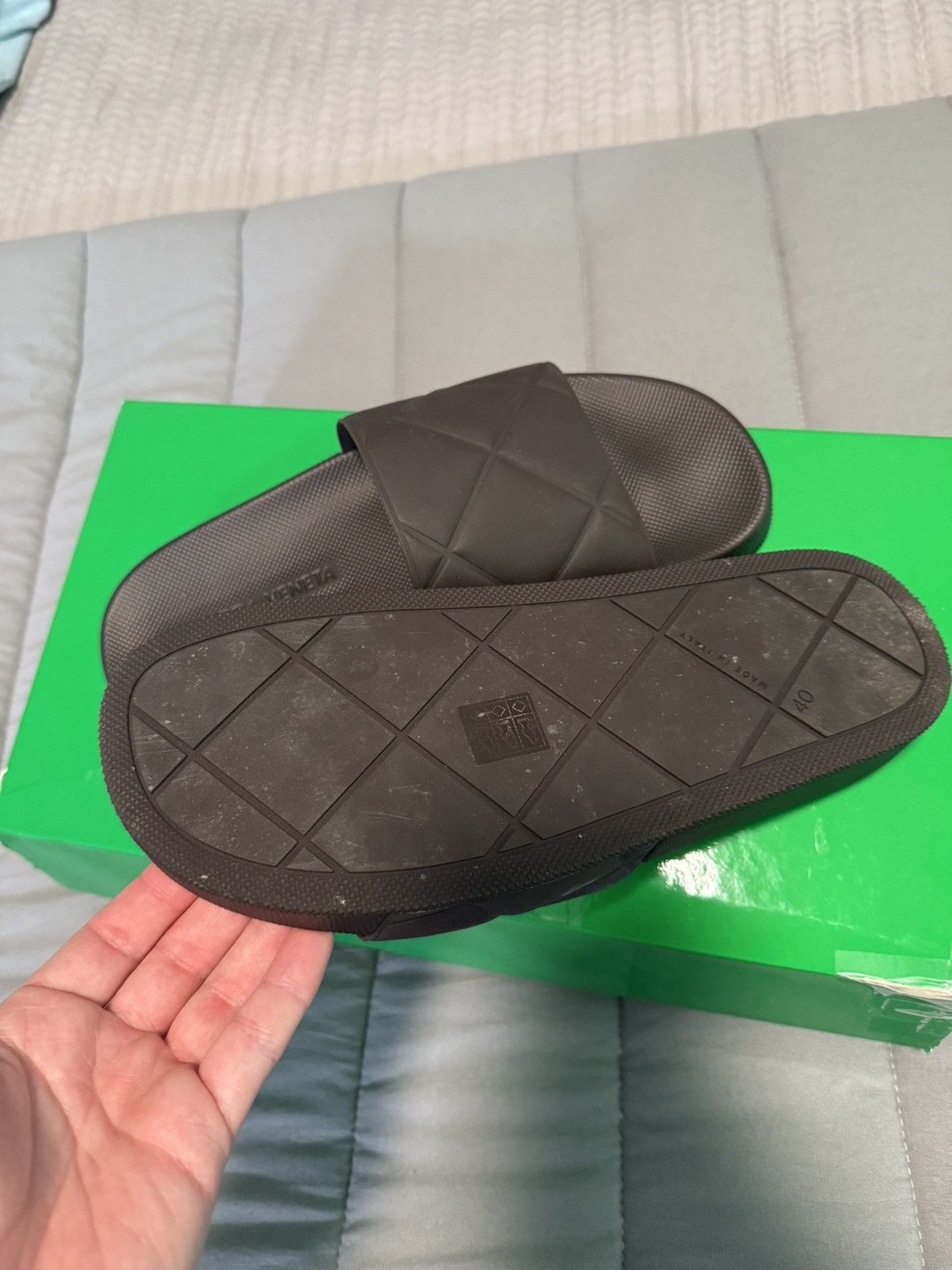 Bottega Veneta Bottega Venetta Rubber Slides Brown Size US 7 / EU 40 - 9 Thumbnail