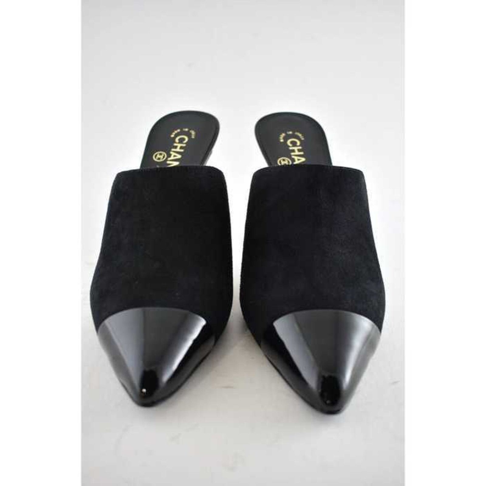 Chanel 20C Paris In Rome Pearl Patent CC Mule Slide Heel Pump 41 Size US 11 / IT 41 - 3 Thumbnail