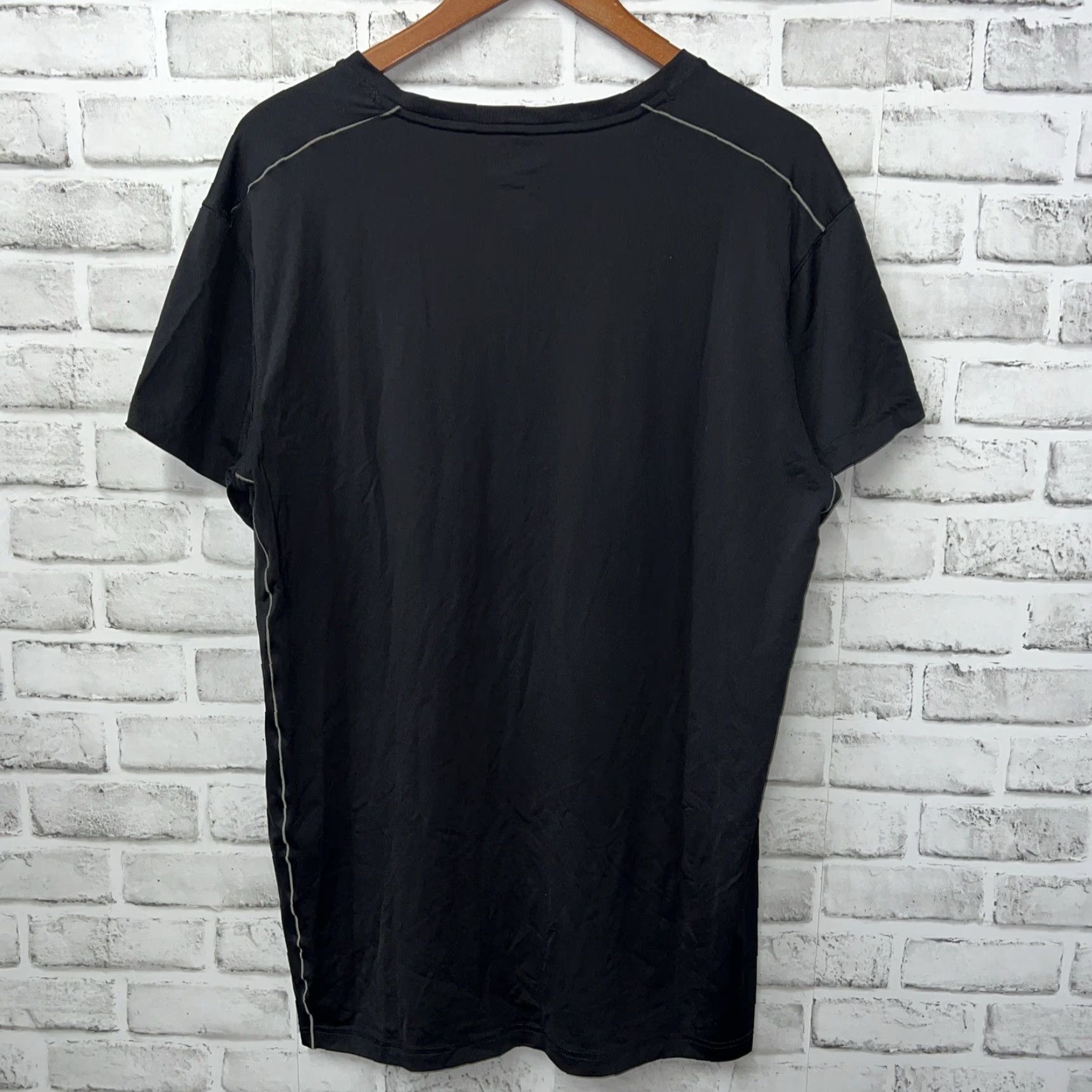 CO Duluth Trading Co Black Athletic T-Shirt Mens Size L Size US L / EU 52-54 / 3 - 4 Thumbnail