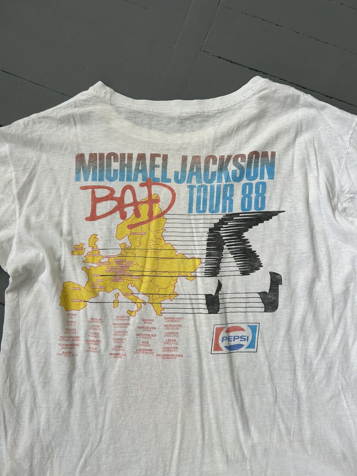 Band Tees × Michael Jackson × Vintage Michael Jackson band tour 1988 T-shirt Size US M / EU 48-50 / 2 - 7 Thumbnail