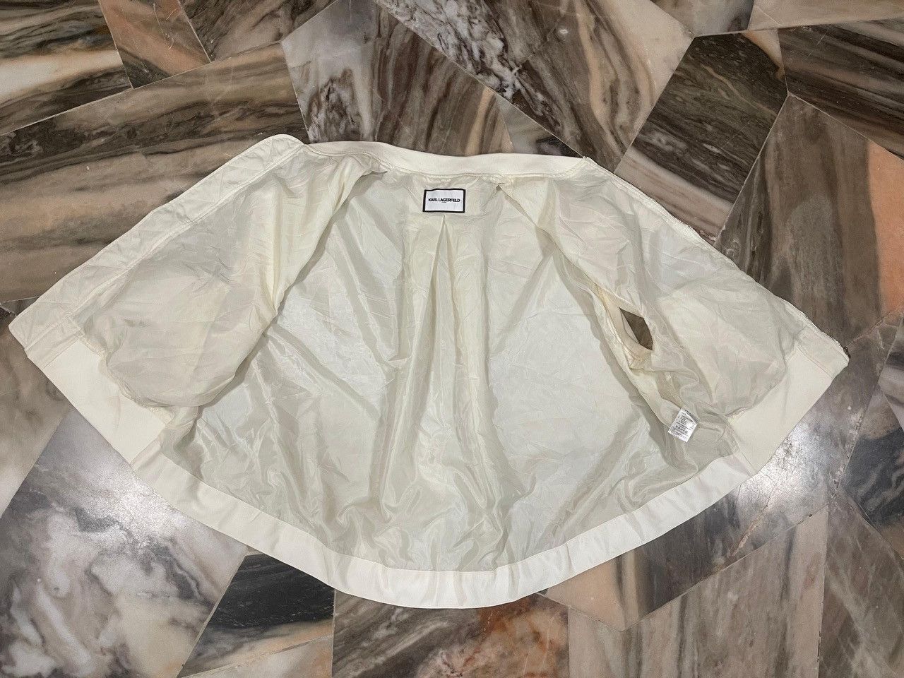 Karl Lagerfeld Karl Lagerfeld Spring/Summer/Autumn Pocono Loose Boxy Vest Size M / US 6-8 / IT 42-44 - 13 Thumbnail