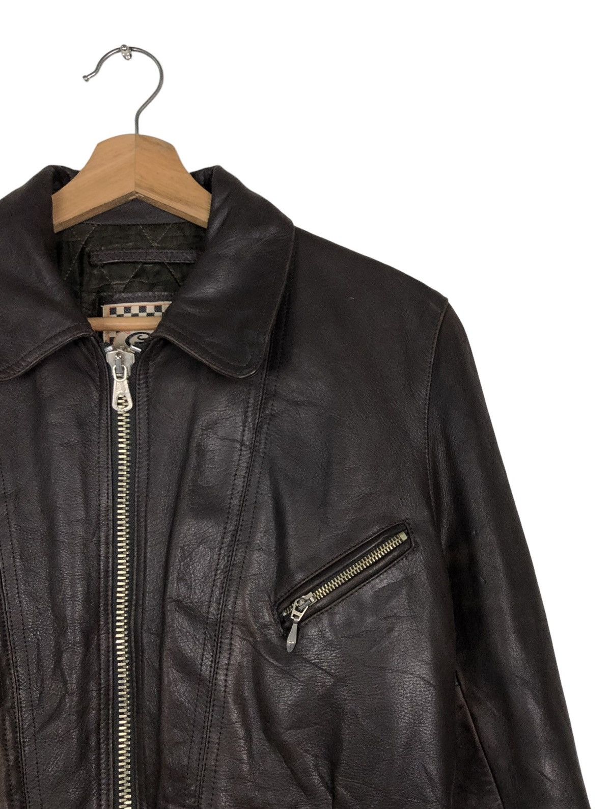 Japanese Brand VINTAGE CROPPED BIKER LEATHER JACKET CHEVIGNON ISSEY MIYAKE Size M / US 6-8 / IT 42-44 - 6 Thumbnail