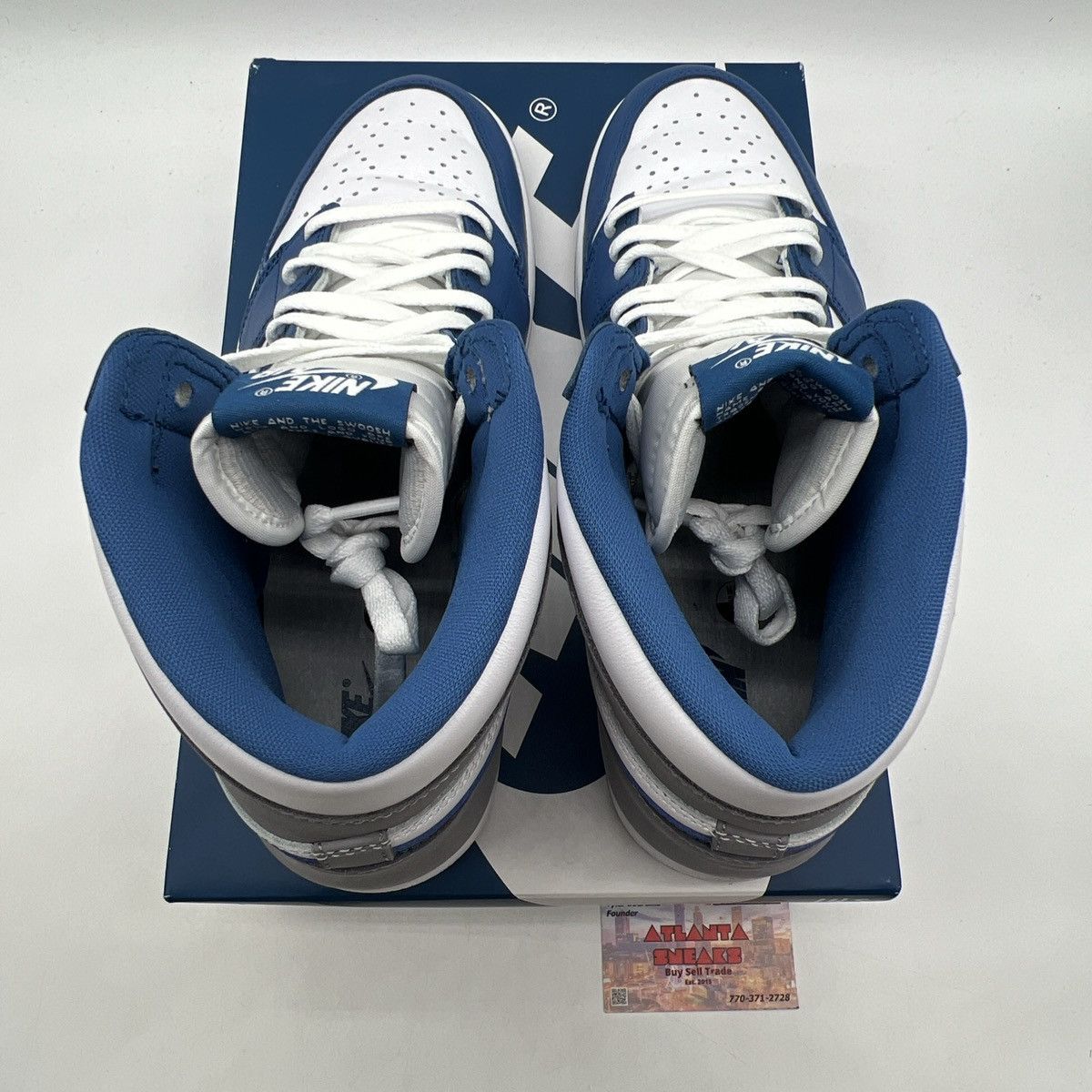 Nike Air Jordan 1 High true blue Size US 13 / EU 46 - 9 Thumbnail