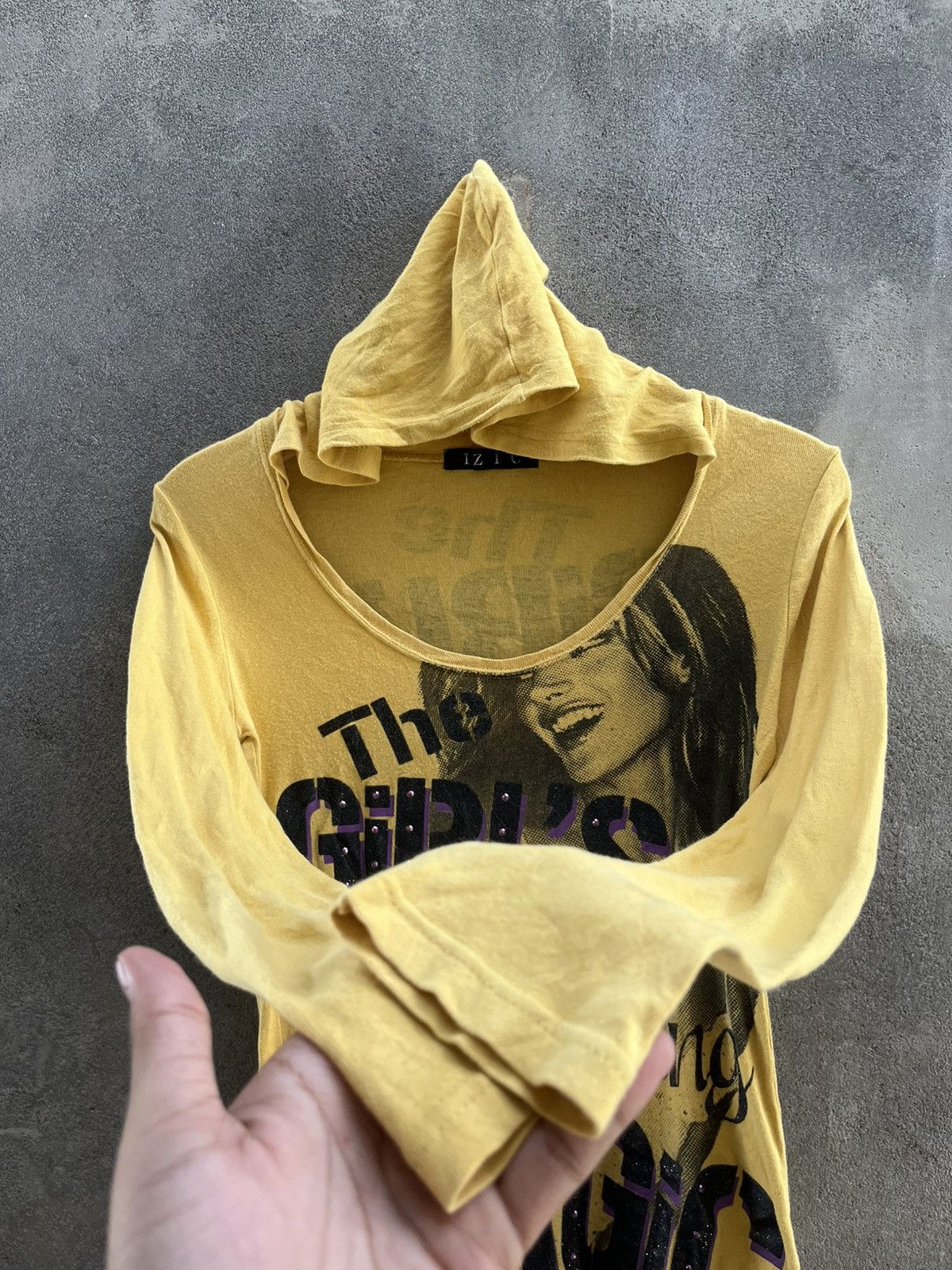 Hysteric Glamour × Playboy 🌟 IZIC Japan Graphic Hooded Tee – Y2K Retro Pop Print 🌟 Size US M / EU 48-50 / 2 - 6 Thumbnail