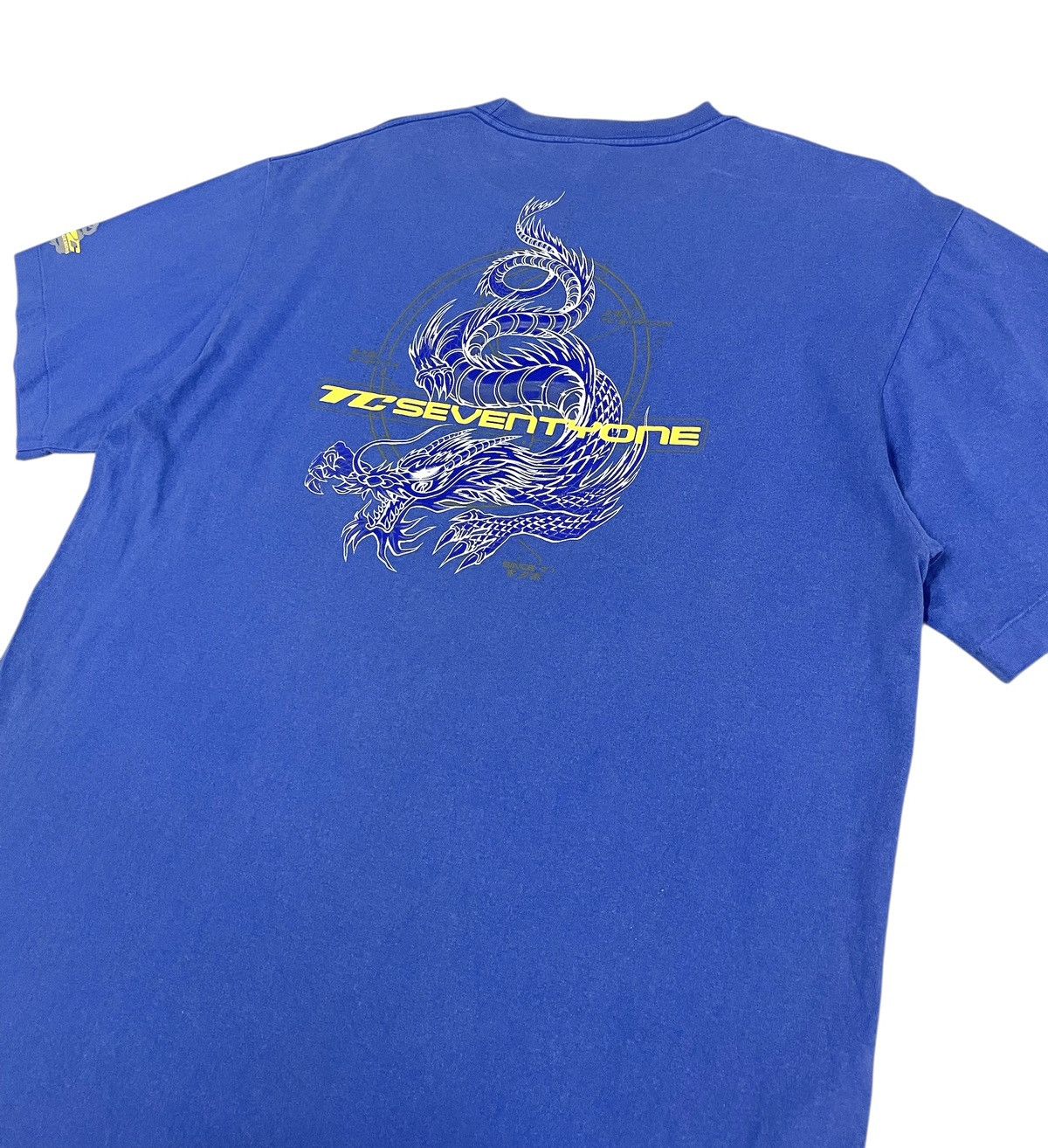 JNCO Vintage TC Surf Dragon Tshirt Size US L / EU 52-54 / 3 - 6 Thumbnail