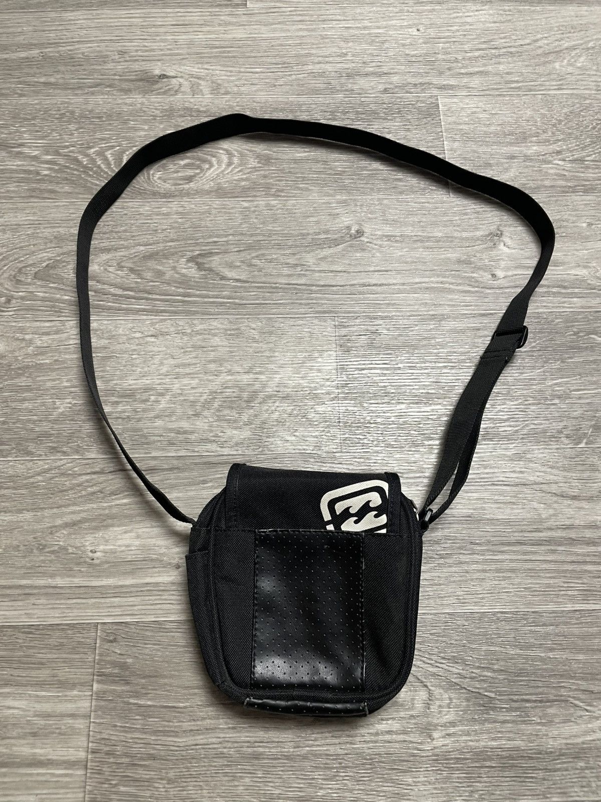Billabong Vintage Billabong Black Box Shoulder Bag Surf Style Y2K Size ONE SIZE - 14 Thumbnail