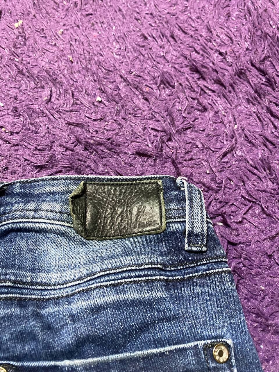 Diesel Vintage Diesel Jeans Japanese Y2K Faded Distress Size US 28 / EU 44 - 18 Thumbnail