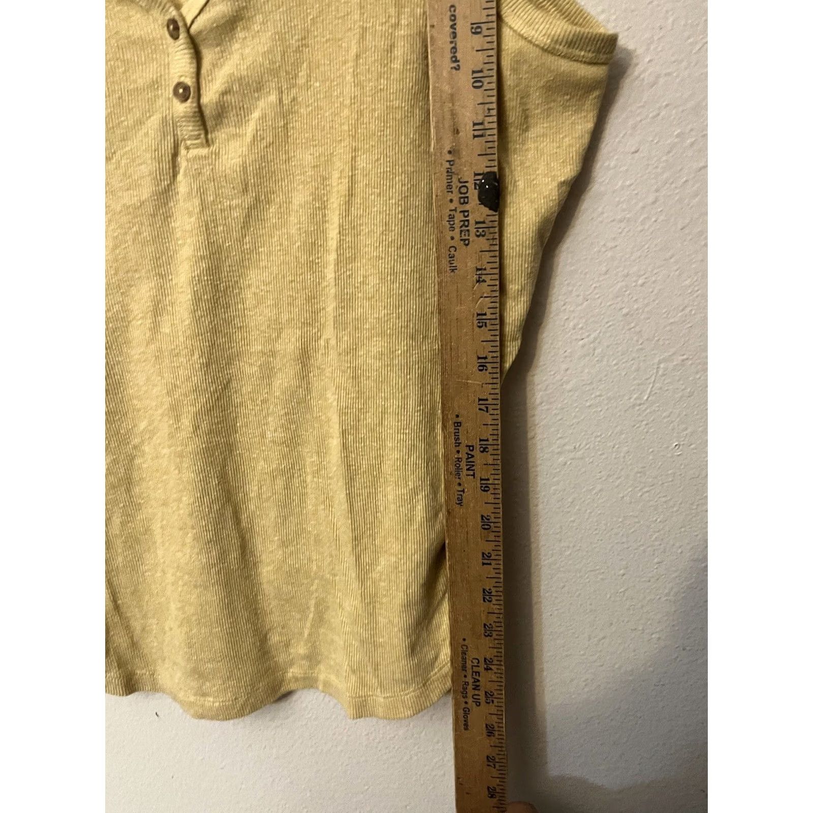 Vintage Sonoma Blouse XL Yellow Henley Sleeveless V Neck Button Accents Women's Size XL / US 12-14 / IT 48-50 - 4 Thumbnail