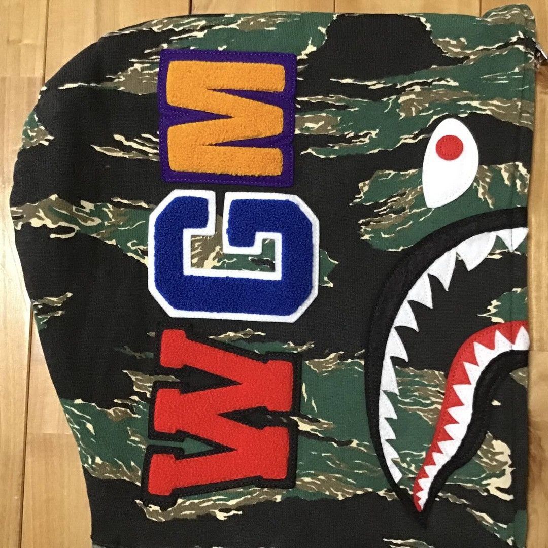 Bape 2016 BAPE Tiger Camo Shark Full Zip Hoodie a bathing ape Size US M / EU 48-50 / 2 - 5 Thumbnail