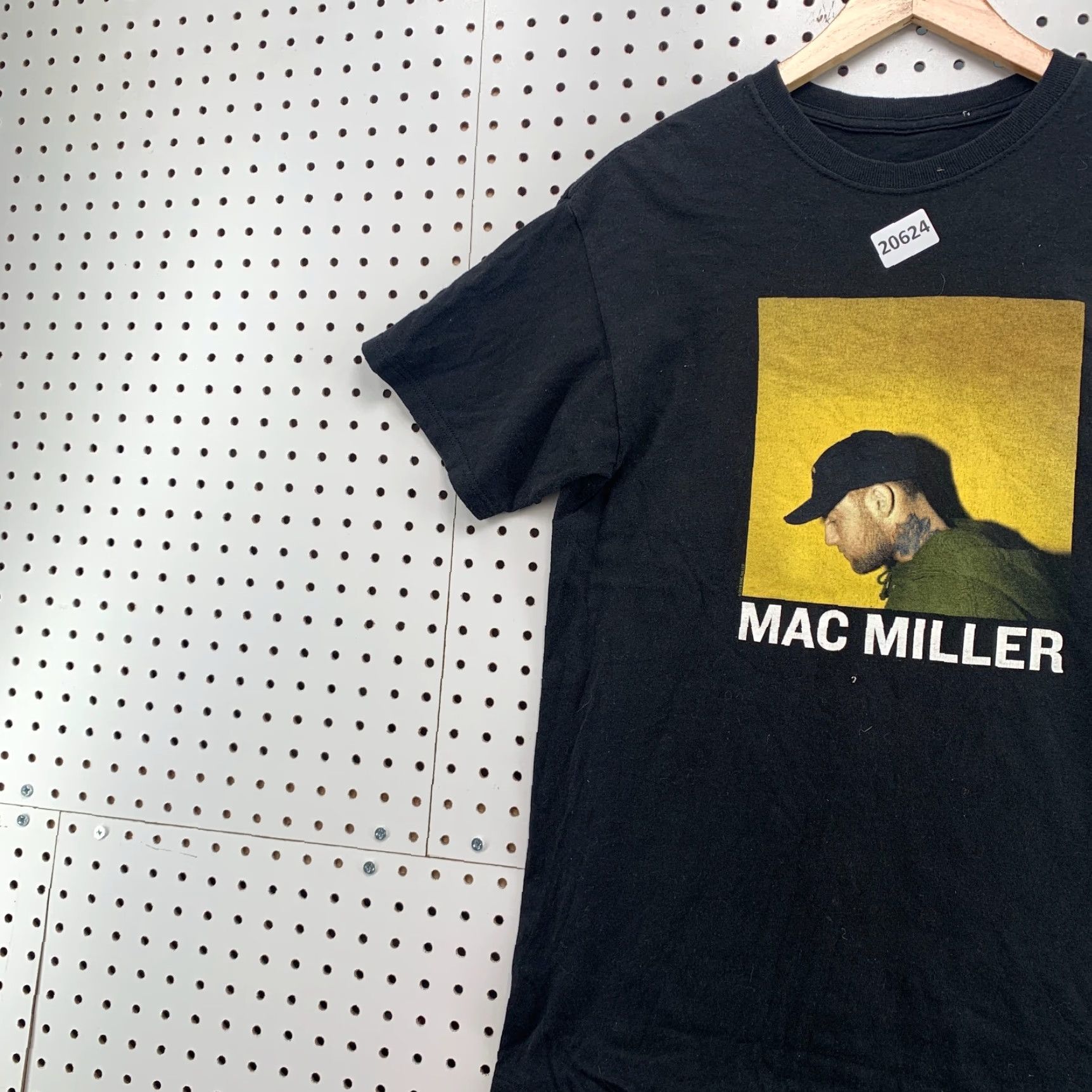 Vintage Mac Miller Shirt Adult Medium Black Portrait Graphic TEE Hip Hop Music Mens M Black 90s Event Theme Fans Size US M / EU 48-50 / 2 - 7 Thumbnail