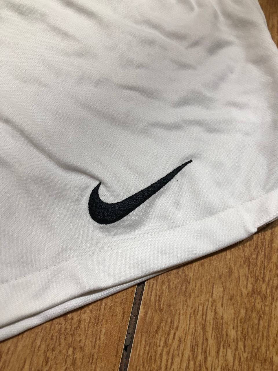 Nike Liverpool FC Nike Dry Fit Shorts SPORTWEAR Size US 32 / EU 48 - 6 Thumbnail