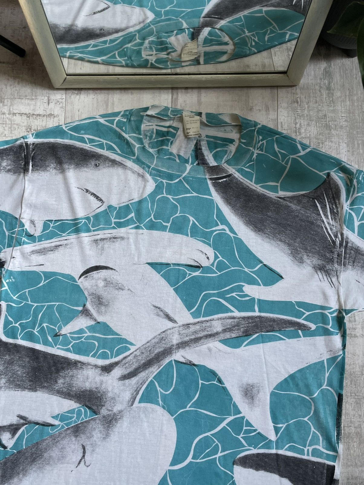 Vintage Vintage 90’s Hammerhead Shark T-Shirt Over Printed RARE Size US M / EU 48-50 / 2 - 5 Thumbnail