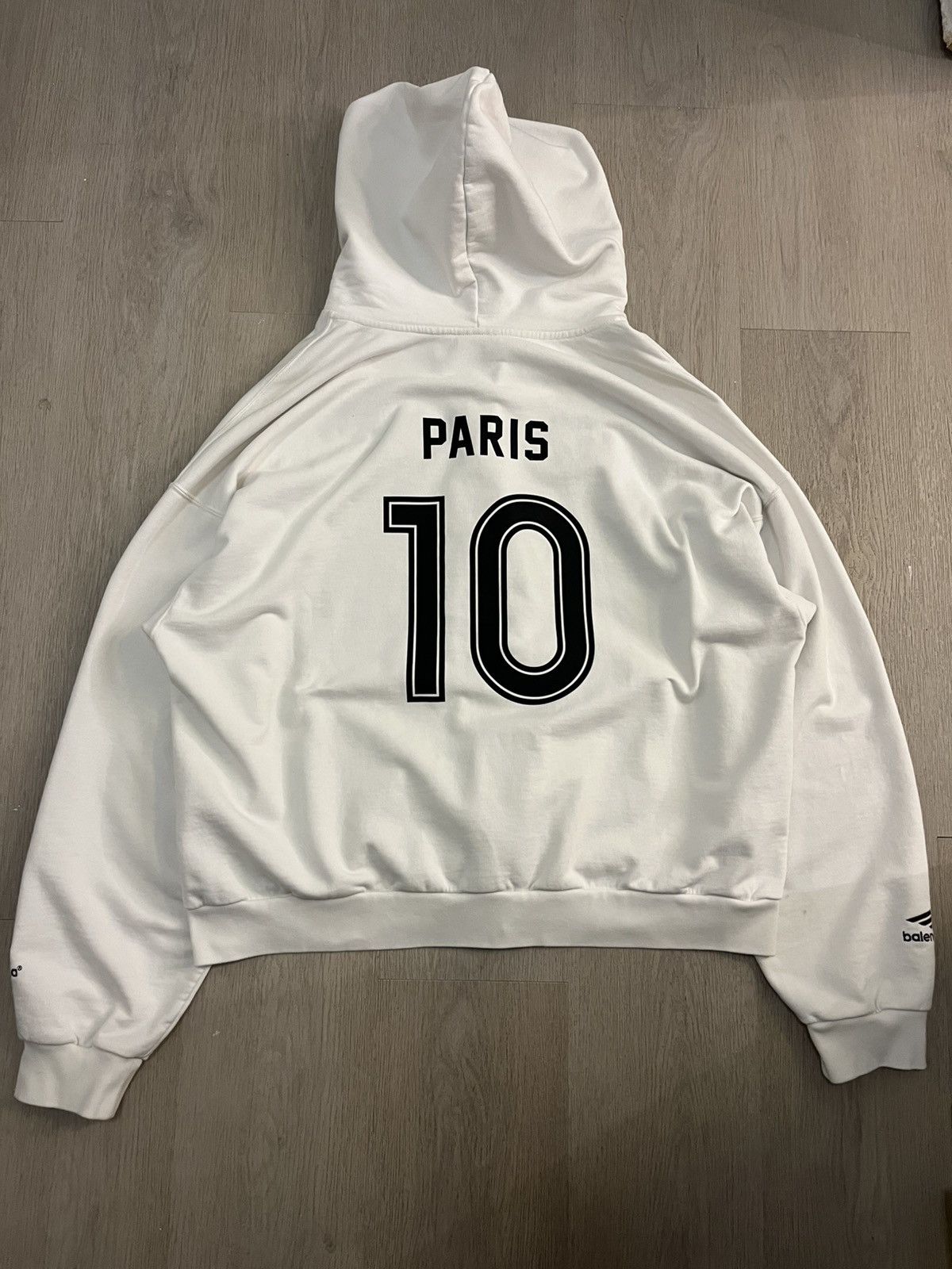 Balenciaga Balenciaga Paris Soccer Zip Up Hoodie White Size US L / EU 52-54 / 3 - 3 Thumbnail