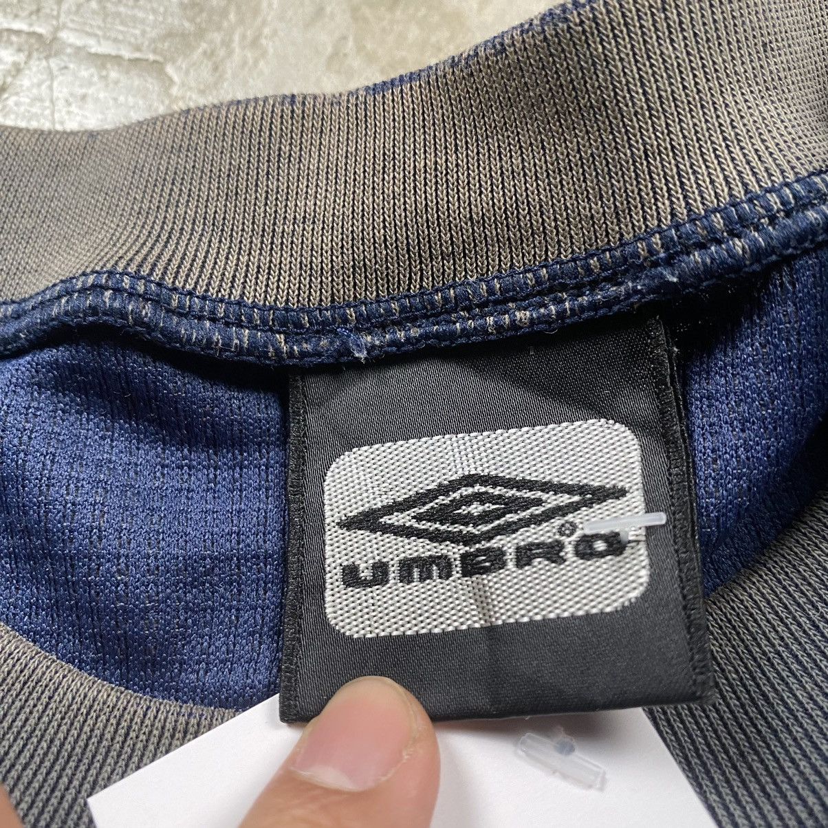 Umbro × Vintage Rare 90s Umbro Descente Japan Distressed Crewneck Size US L / EU 52-54 / 3 - 7 Thumbnail
