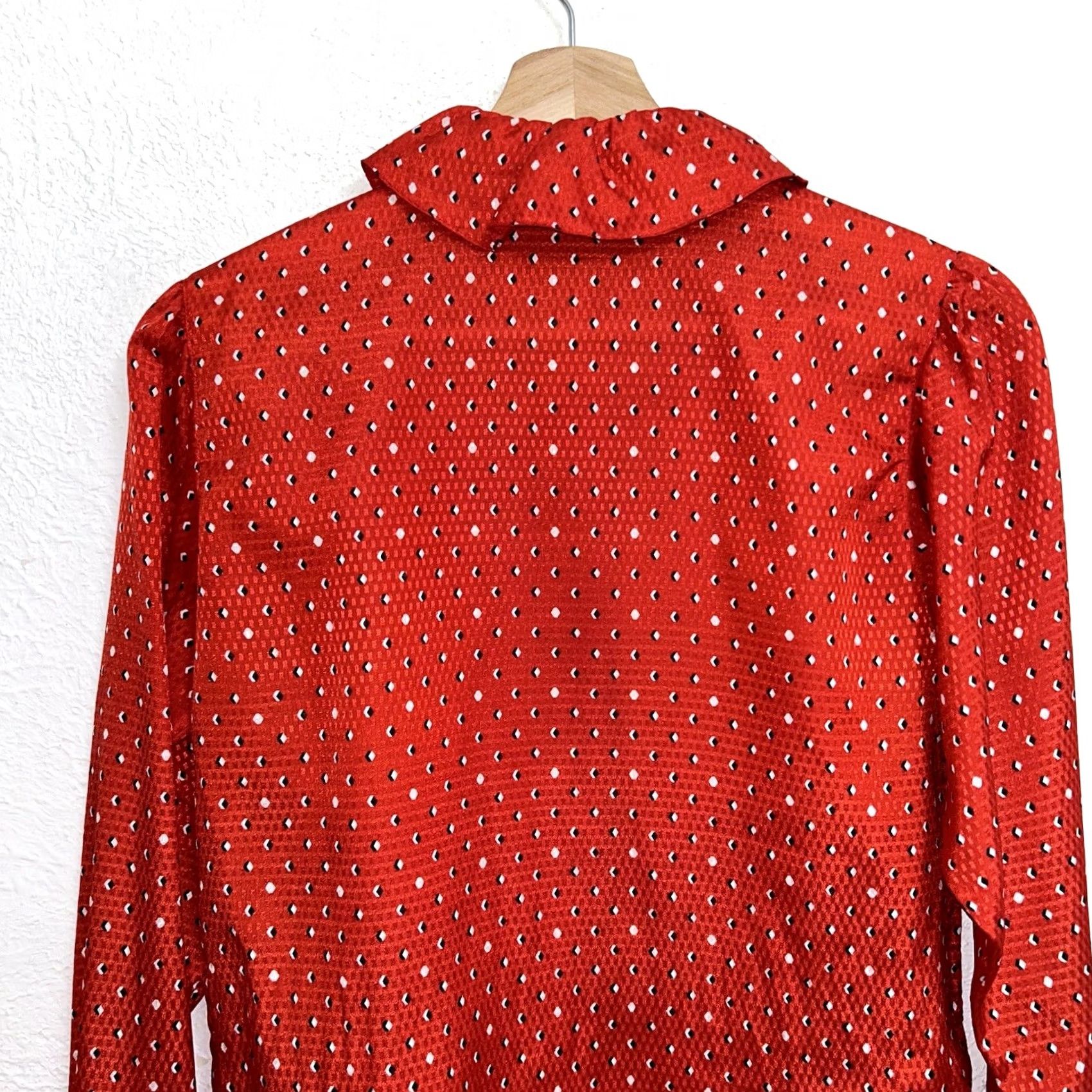 Saks Fifth Avenue VINTAGE Saks Fifth Avenue Evan Picone Blouse Red Top Petite Women’s Medium Size M / US 6-8 / IT 42-44 - 3 Thumbnail
