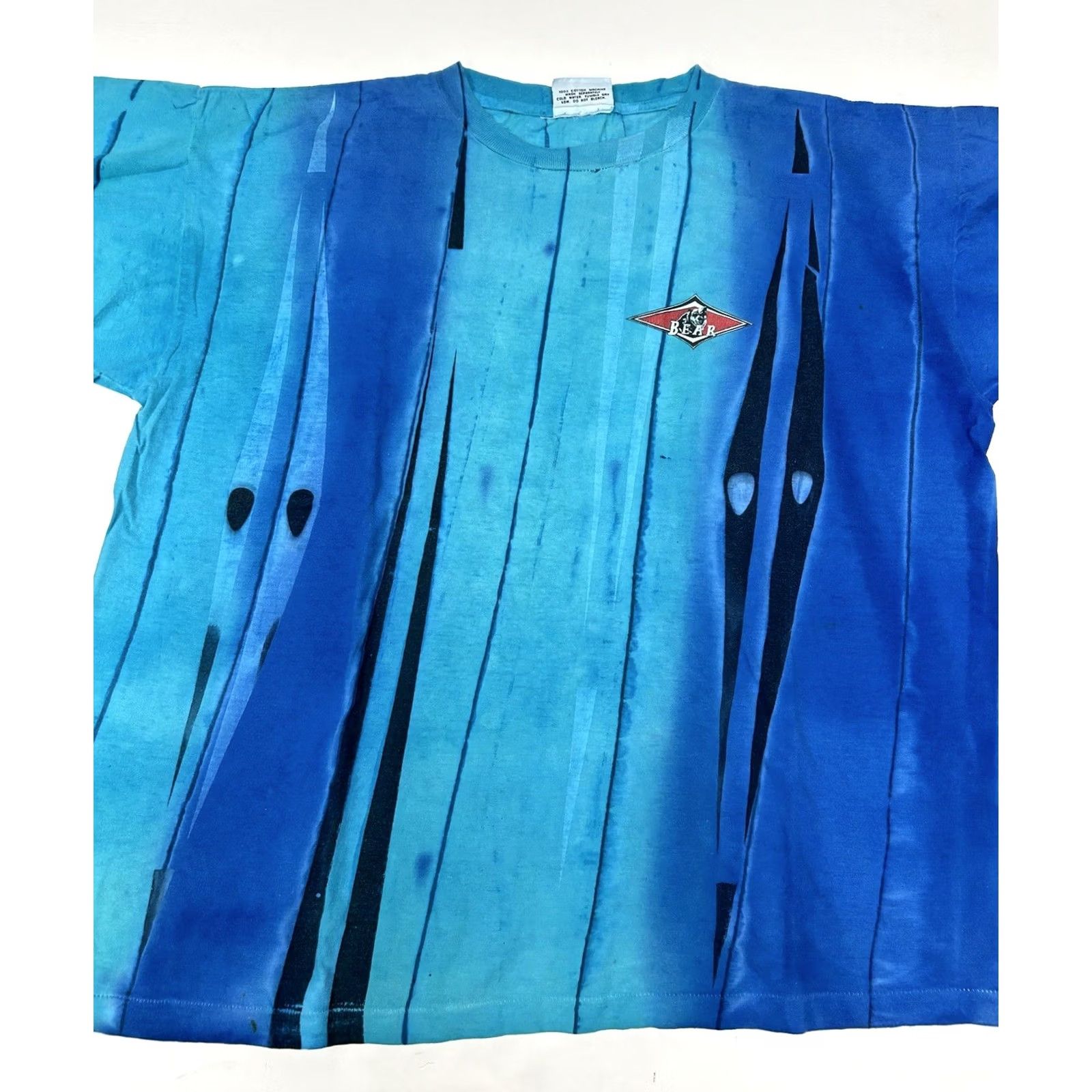 Vintage VINTAGE Bear Surfboards Tie-Dye Blue Shirt XL/2XL 26.5x28.75 Inches Made In USA Size US XL / EU 56 / 4 - 3 Thumbnail